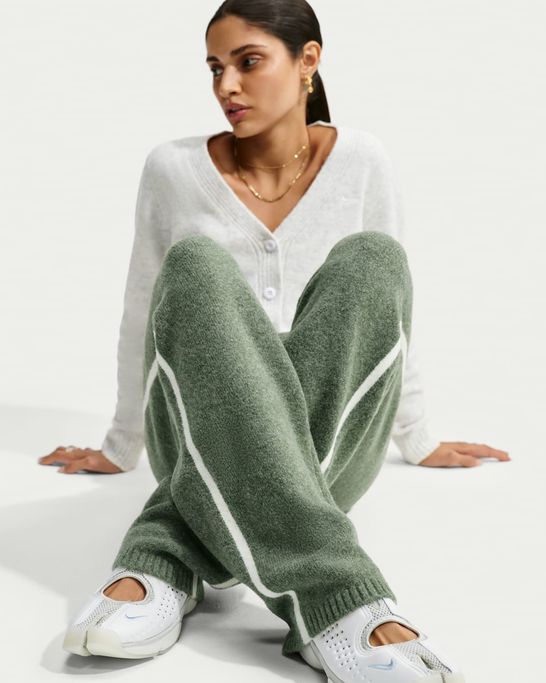 Nike Sportswear Chill Knit Women's Mid-Rise Pants