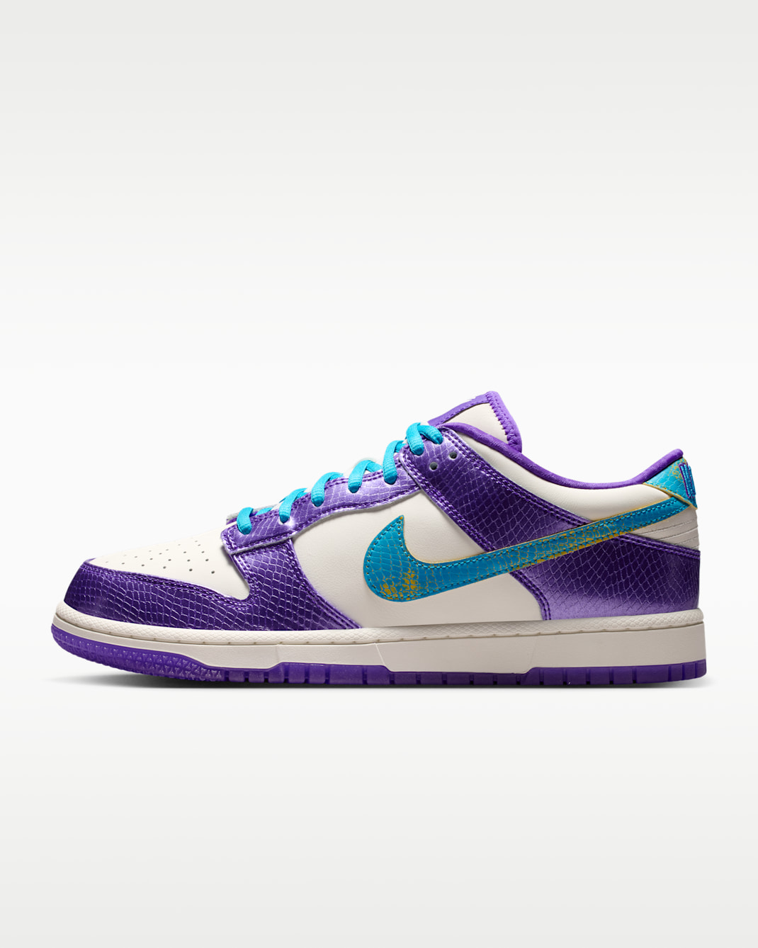 Tenis Nike Dunk Low Protro "Draft Pack" - Morado feroz/Vela/Laguna azul