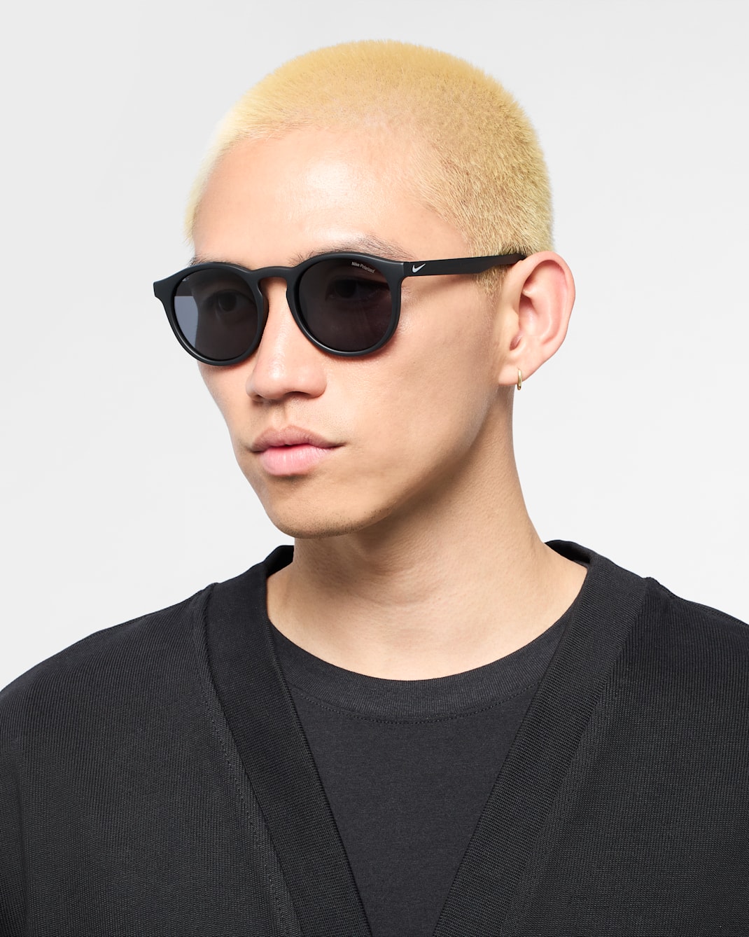 Nike Swerve polarisierte Sonnenbrille - Schwarz/Wolf Grey