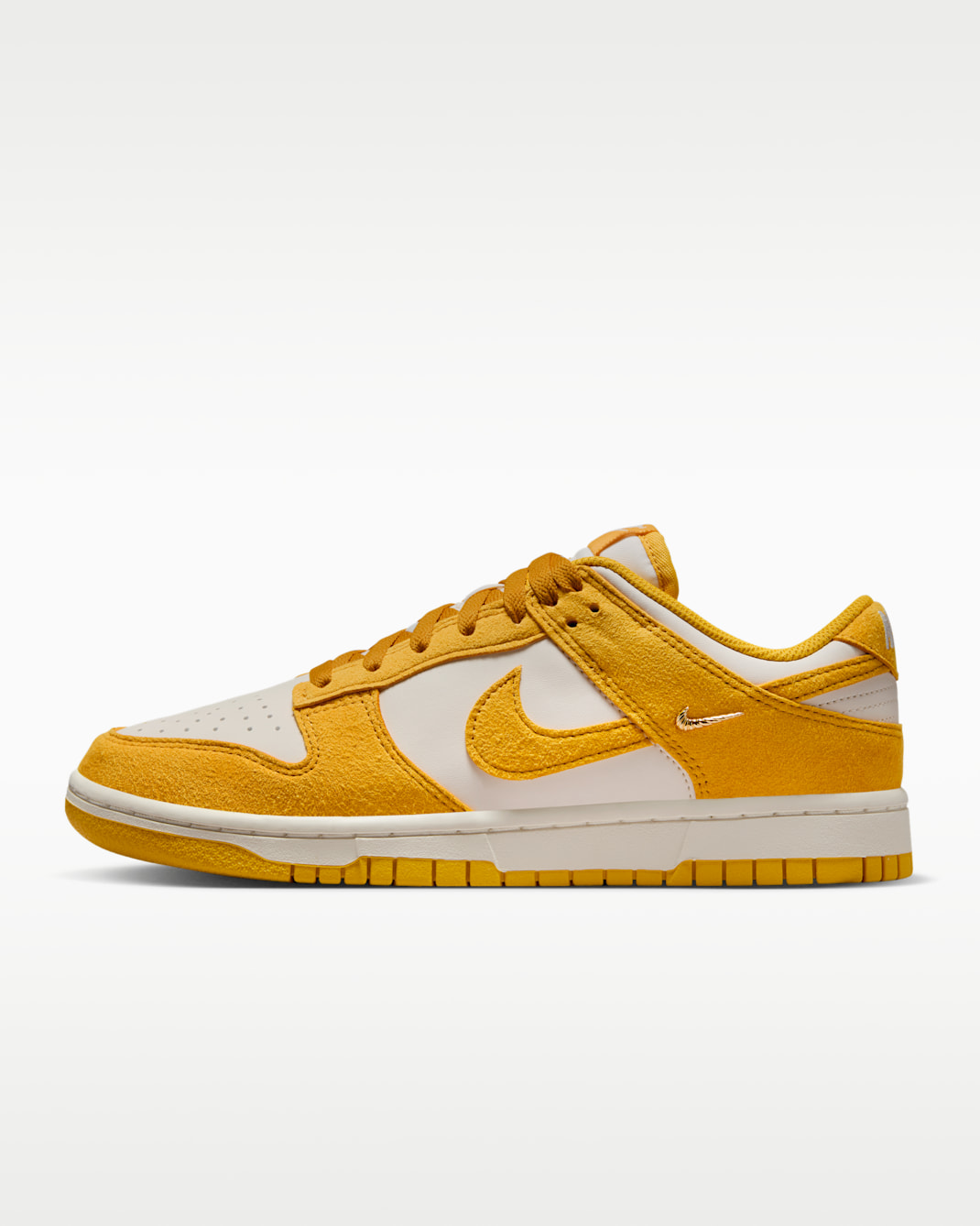 Nike Dunk Low Women's Shoes - Pale Ivory/Sail/Metallic Gold/Dark Sulfur