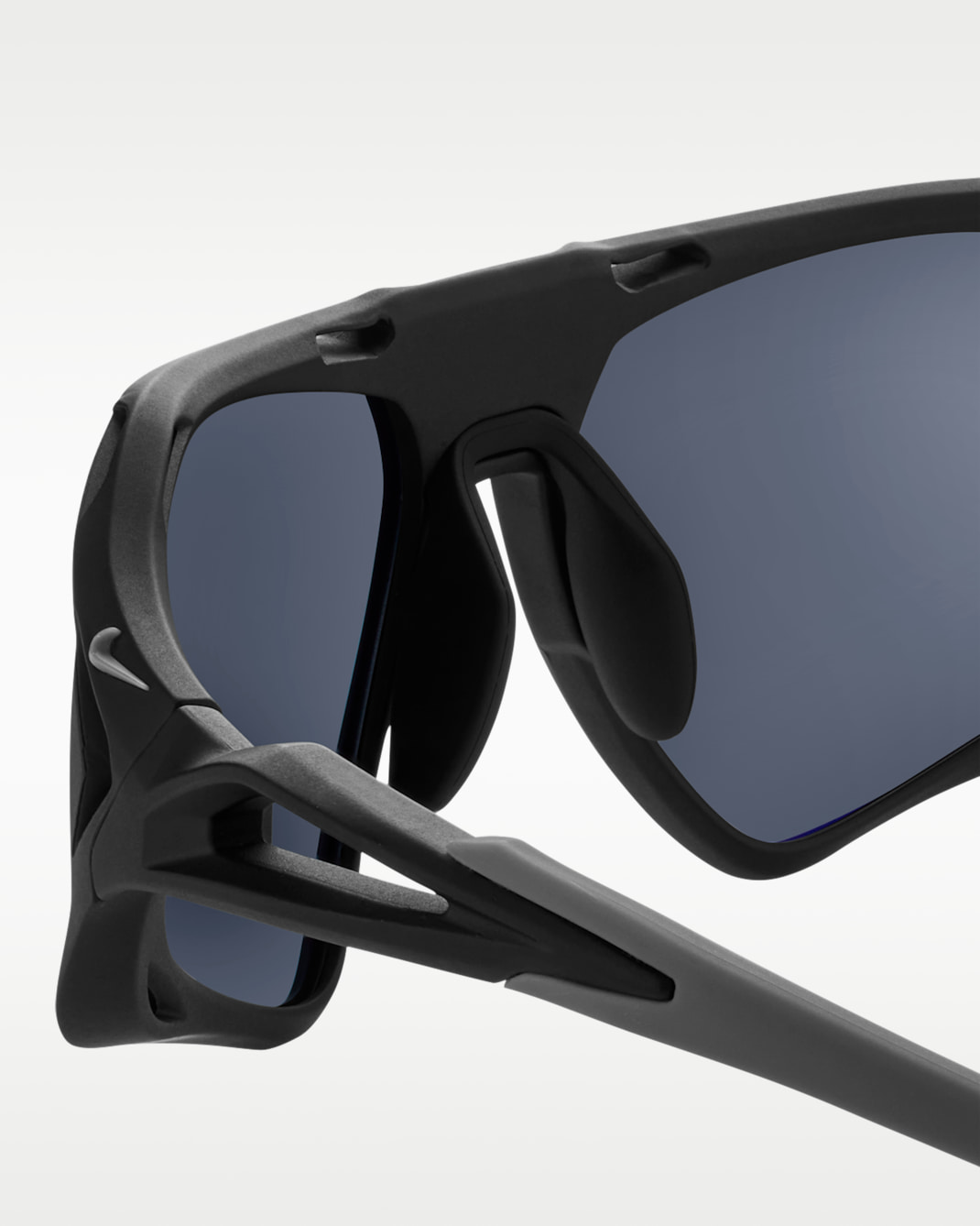 Nike Zeus Rise Sunglasses