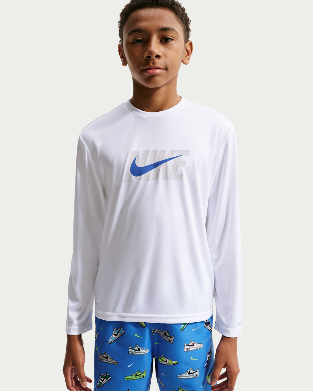 Playera de manga larga Dri-FIT UV para niño talla grande Nike Swim Hydroguard - Blanco