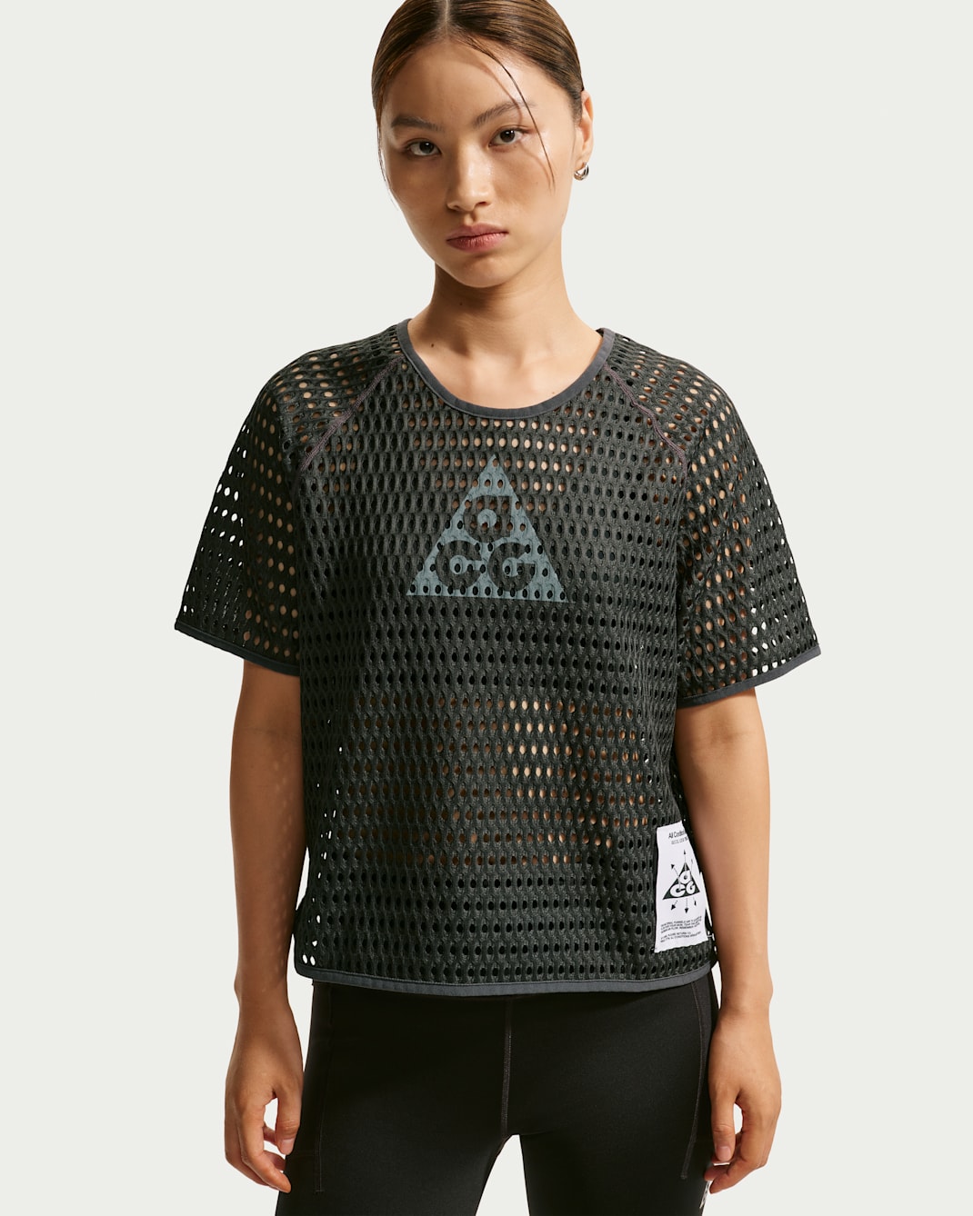 ACG Radical AirFlow Women's Dri-FIT Short-Sleeve Trail-Running Top - Anthracite/Cool Grey