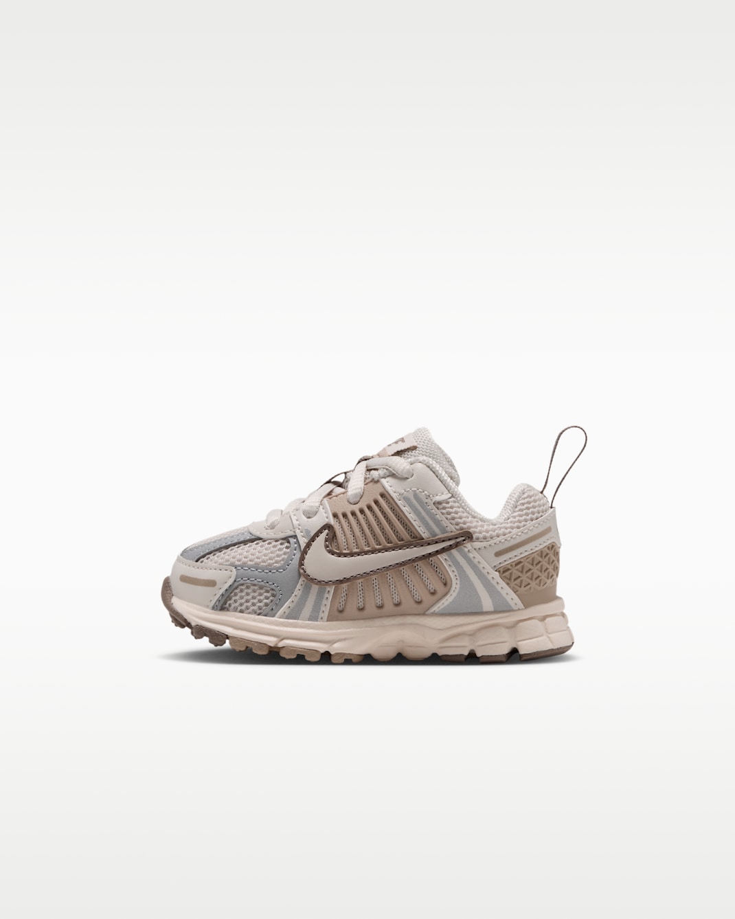 Tenis para bebé e infantil (agujetas clásicas) Nike Vomero 5 - Marrón verdoso claro/Marrón visón/Lino/Marrón verdoso claro