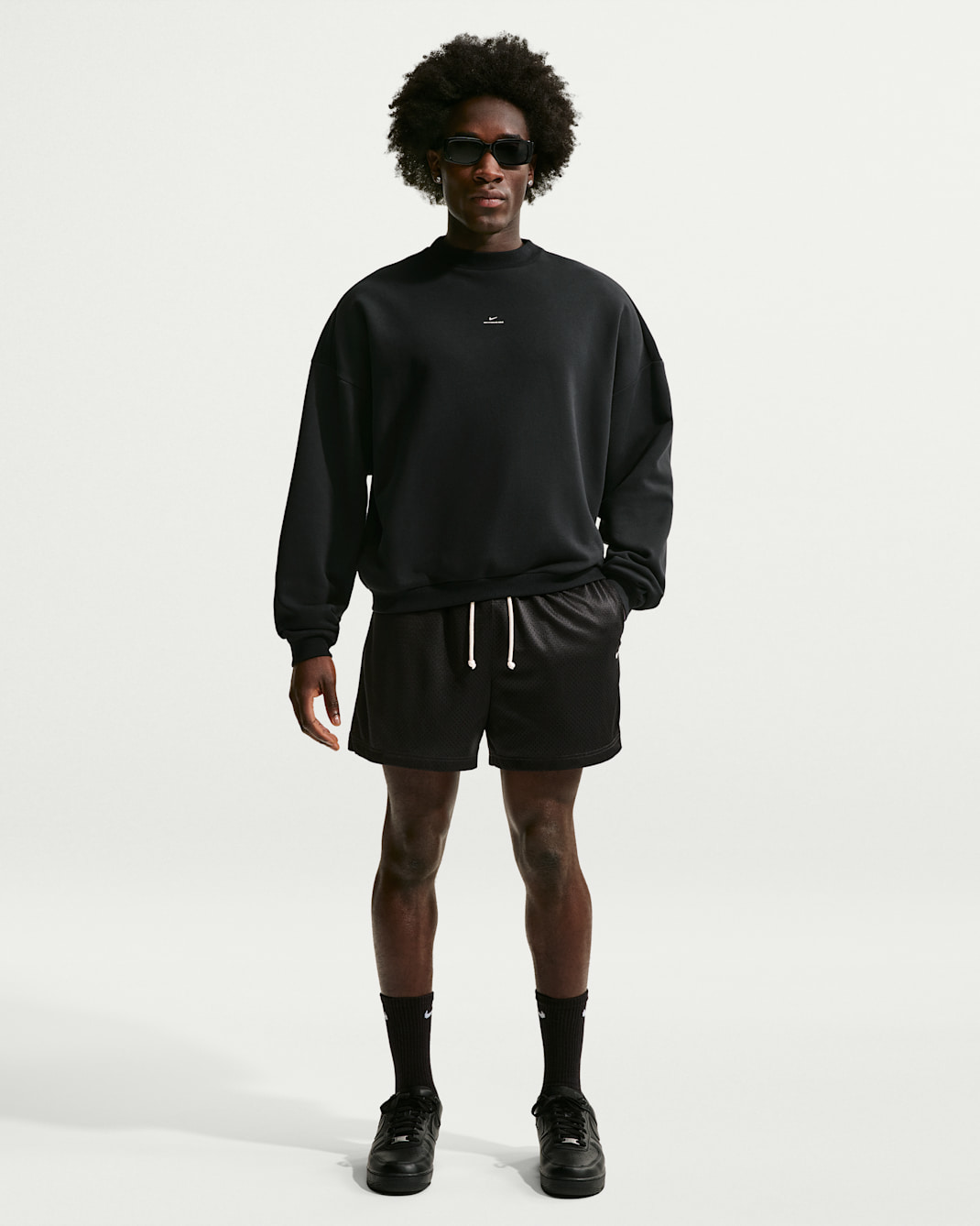 Nike Standard Issue Men's 12.7cm (approx.) Practice Mesh Basketball Shorts - Black/Pale Ivory/Pale Ivory