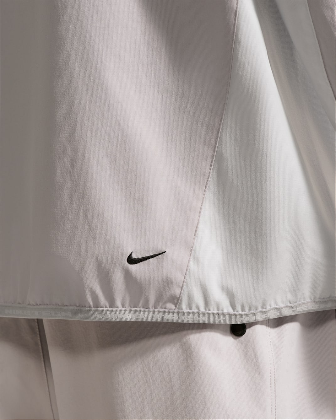 Nike Tech Helios Men's Dri-FIT Long-Sleeve Shell
