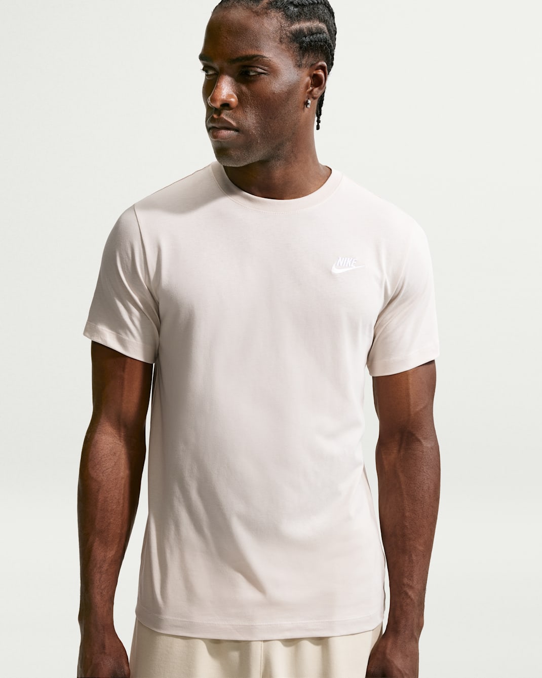 Nike Sportswear Club Men's T-Shirt - Light Orewood Brown