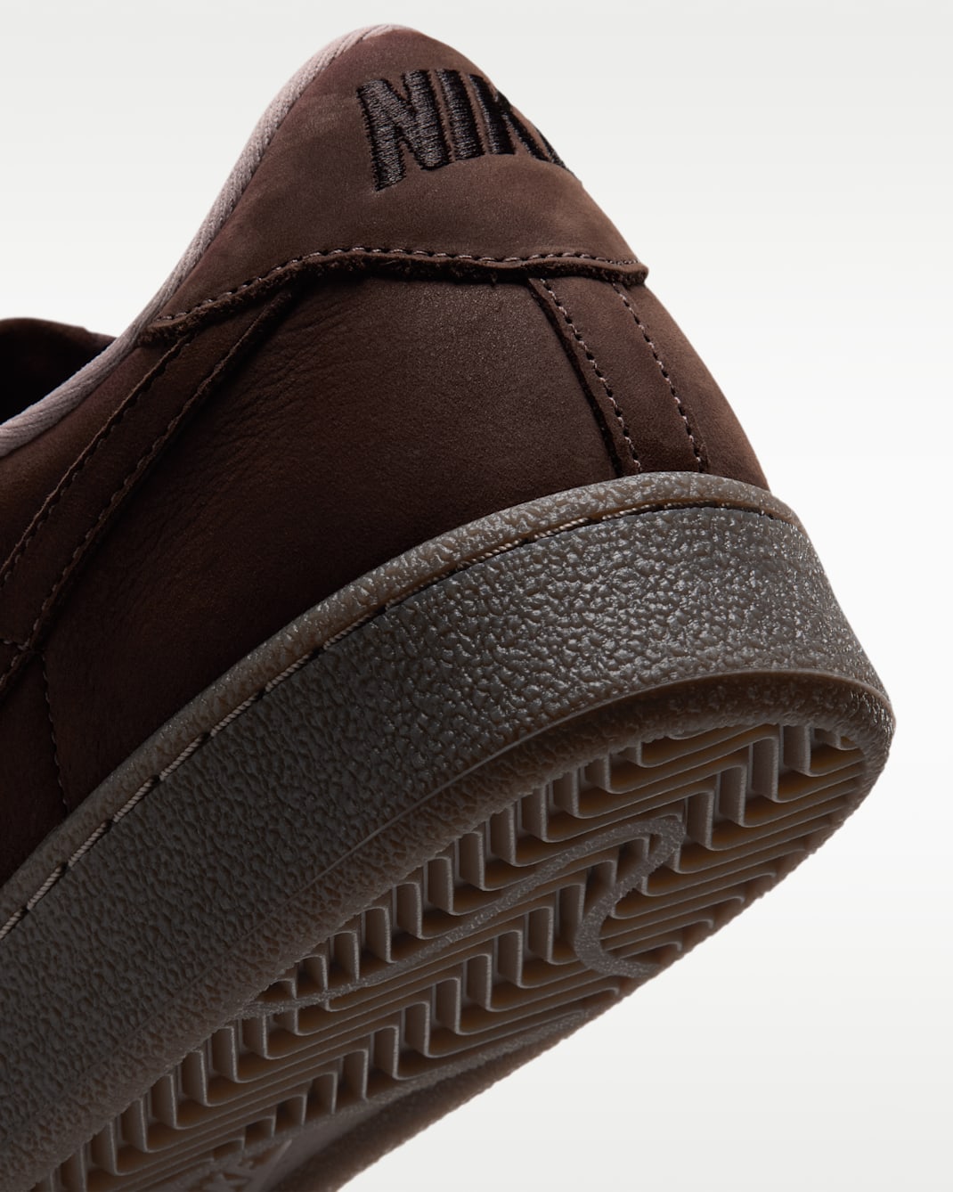 Nike Tennis Classic CS PRM Shoes