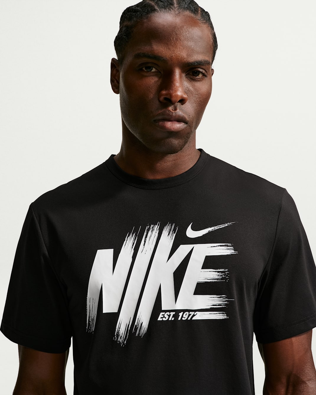 Nike Hyverse Men's Dri-FIT UV Training Top - Black/White