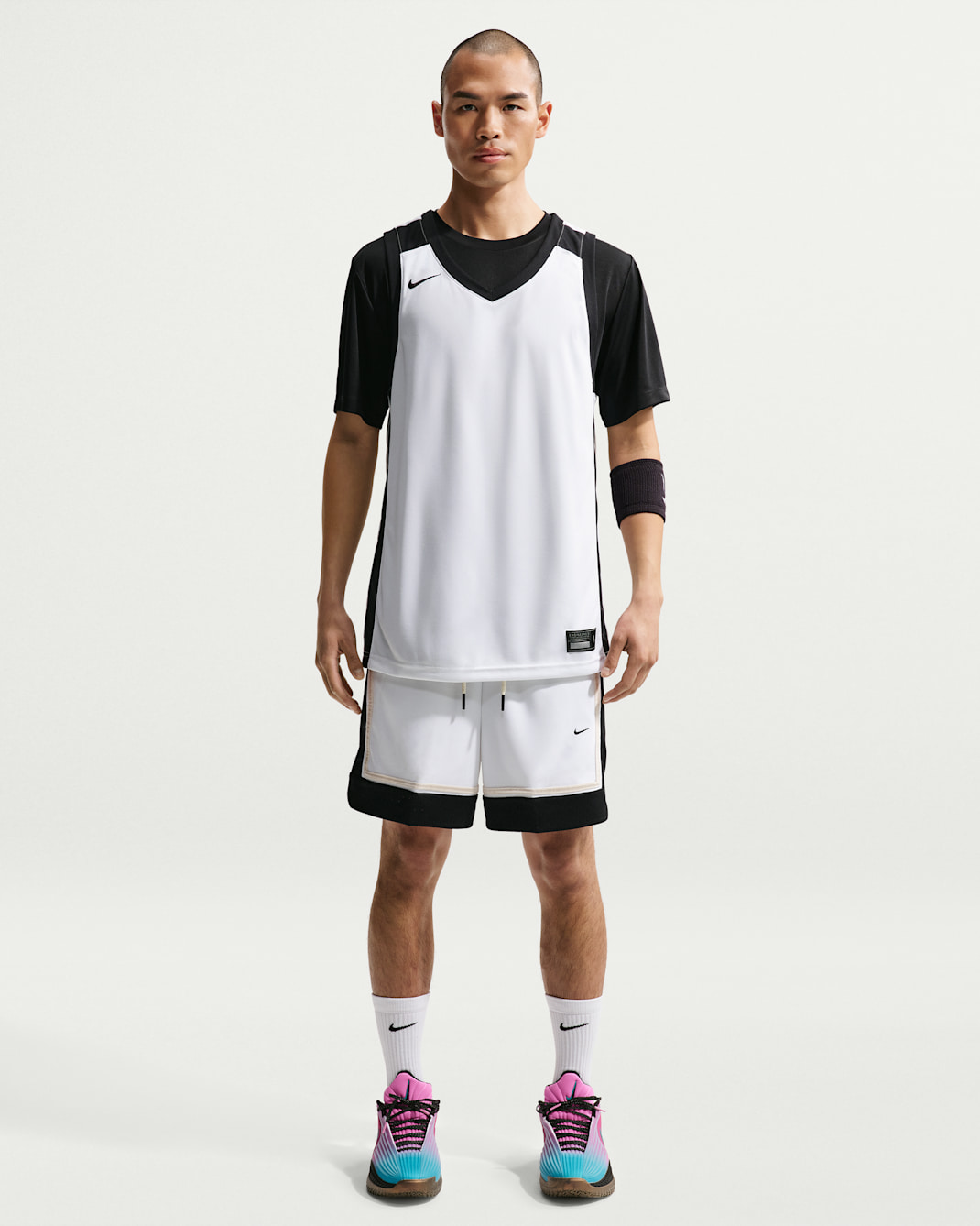 나이키 스탠다드 이슈 남성 드라이 핏 6인치 농구 쇼츠 - 화이트/블랙/페일 아이보리/블랙