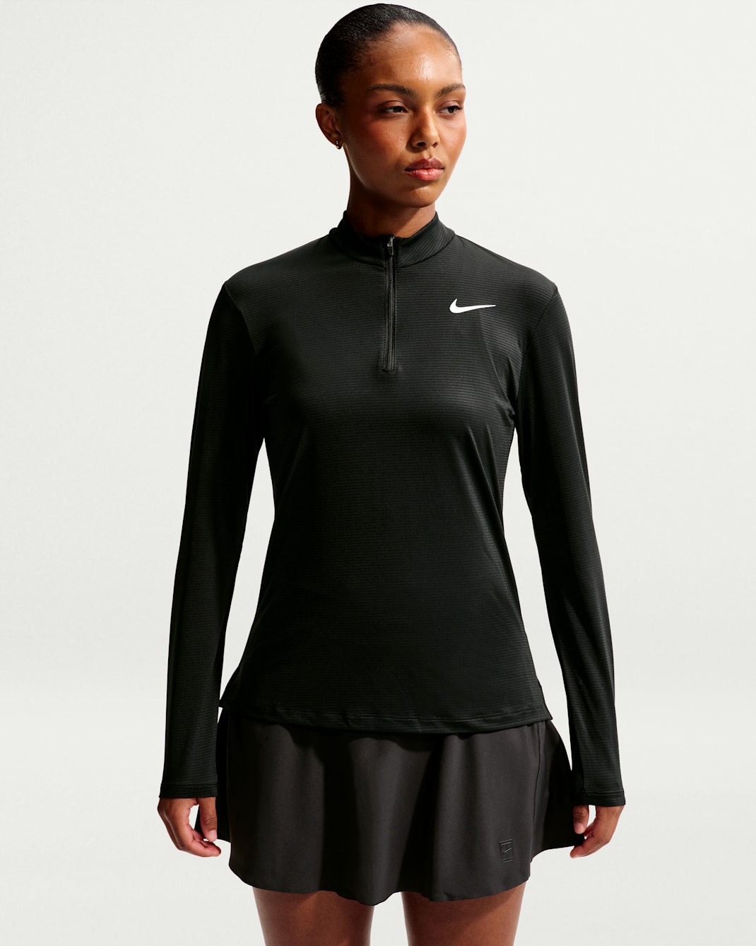 Nike Victory Women's Dri-FIT 1/4-Zip Golf Top - Black/White
