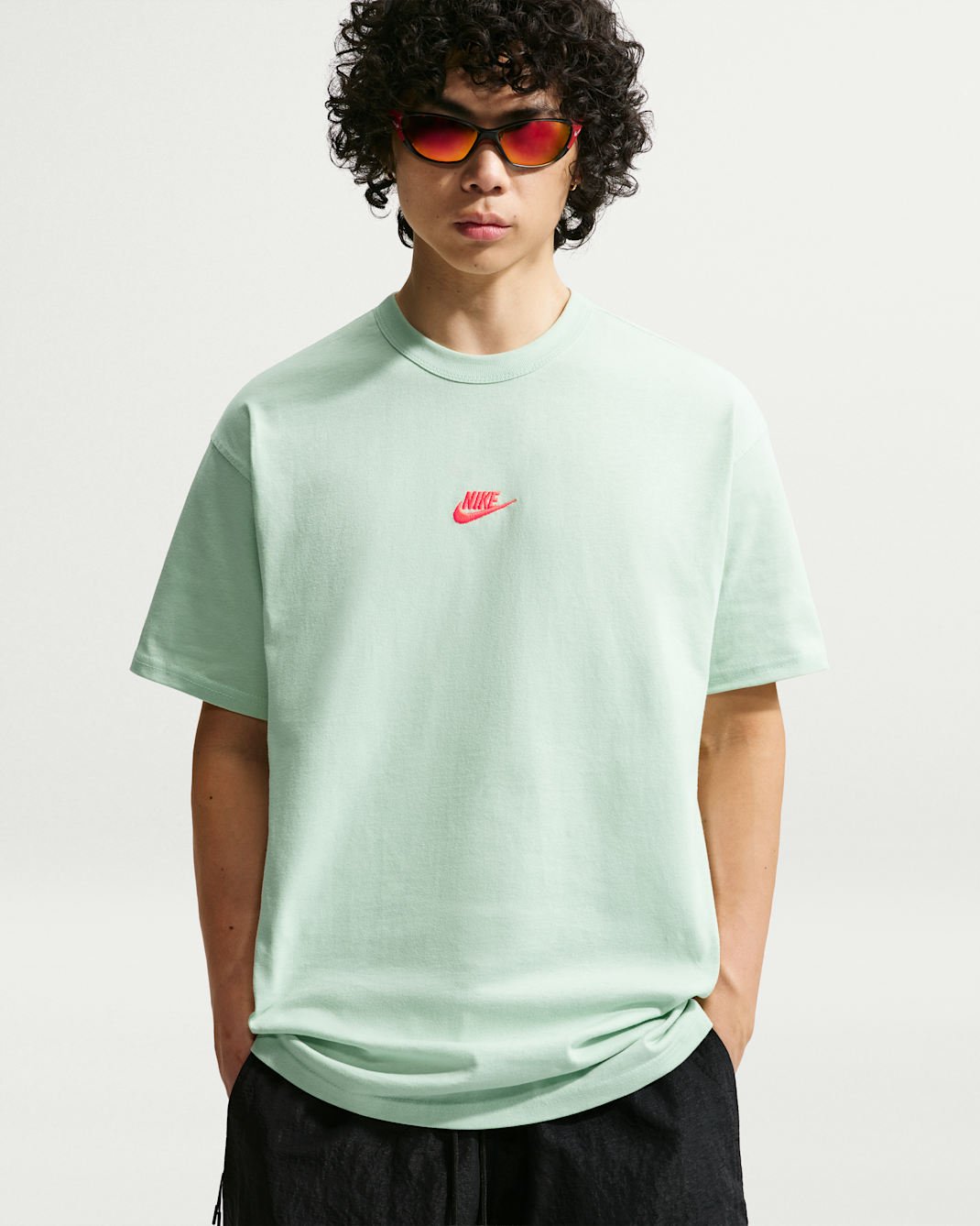 T-shirt Nike Sportswear Premium Essentials – Uomo - Jade Aura
