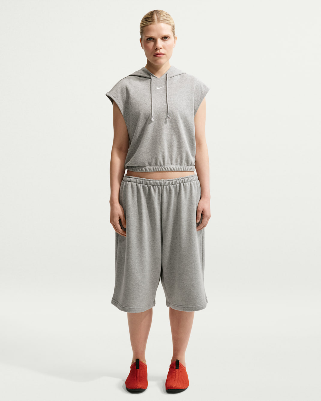 Nike Sportswear ekstra stor bermudashorts i frotté med mellomhøyt liv til dame - Dark Grey Heather/Sail