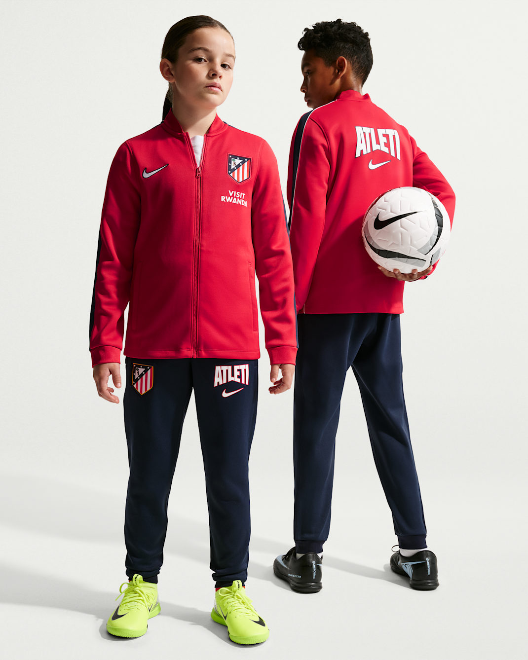 Atlético Madrid Strike Third Nike Dri-FIT Fußball-Trainingsanzug aus Strickmaterial für ältere Kinder - Salsa Red/Obsidian/Weiß/Weiß