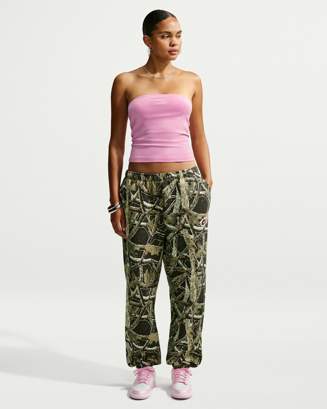 Nike Studio Fleece Medium Weight Women's High-Rise Oversized Cuffed Pants - Camo Green/Pink Rise