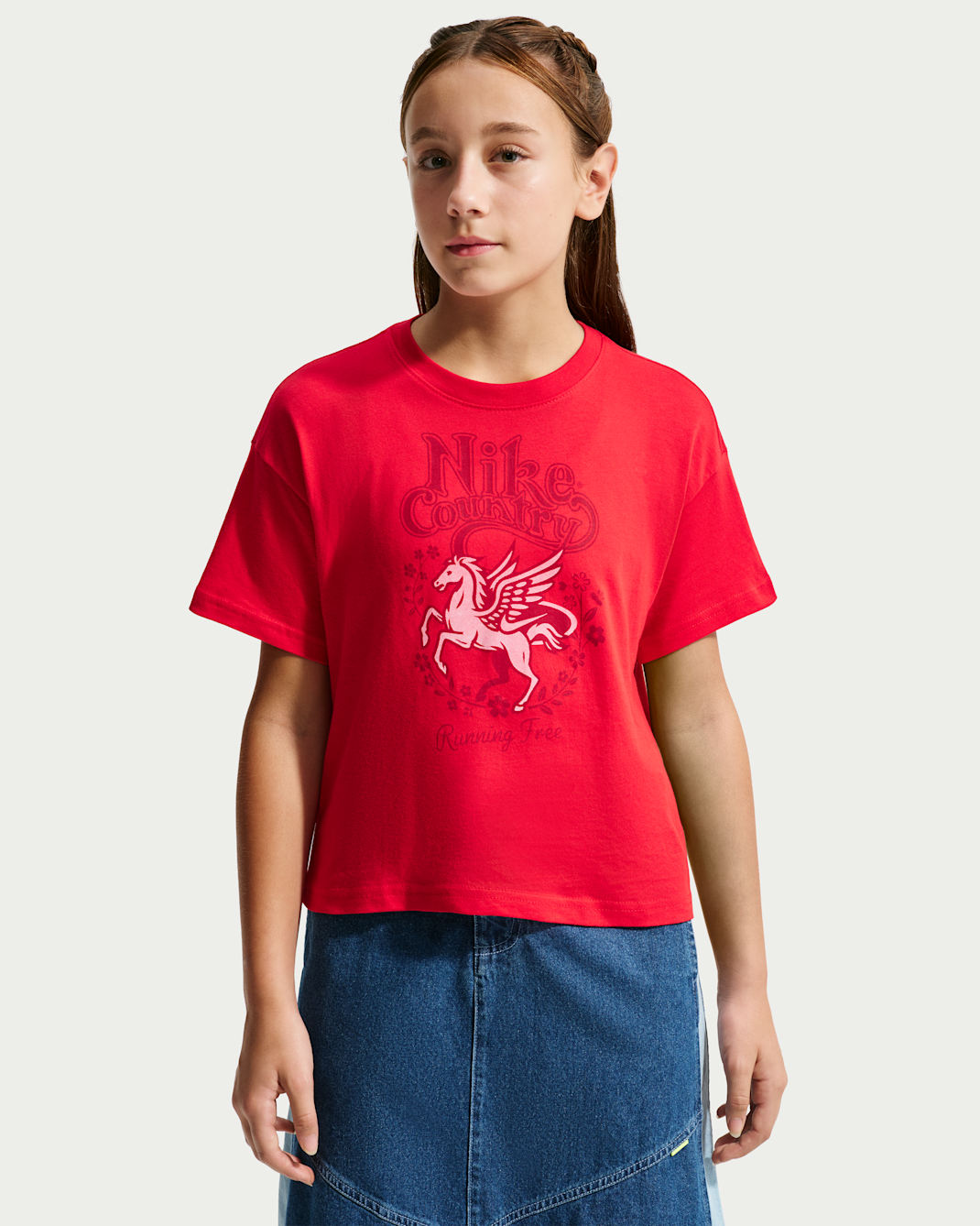 Nike Sportswear Big Kids' (Girls') T-Shirt - University Red