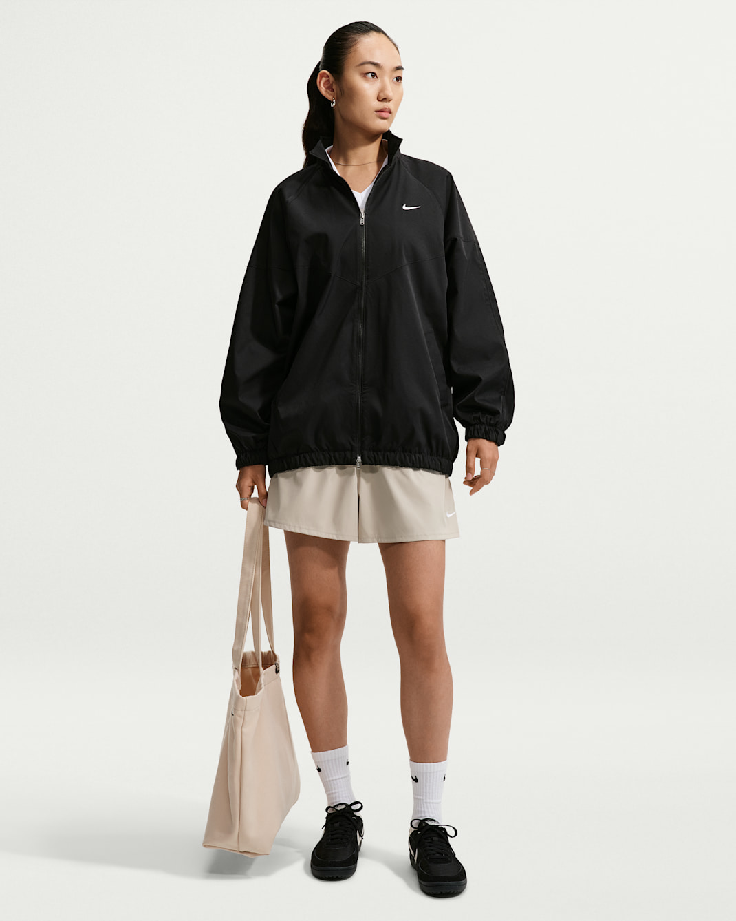 Nike Sportswear Women's Loose Mid-Rise Shorts - Cream II/White/White
