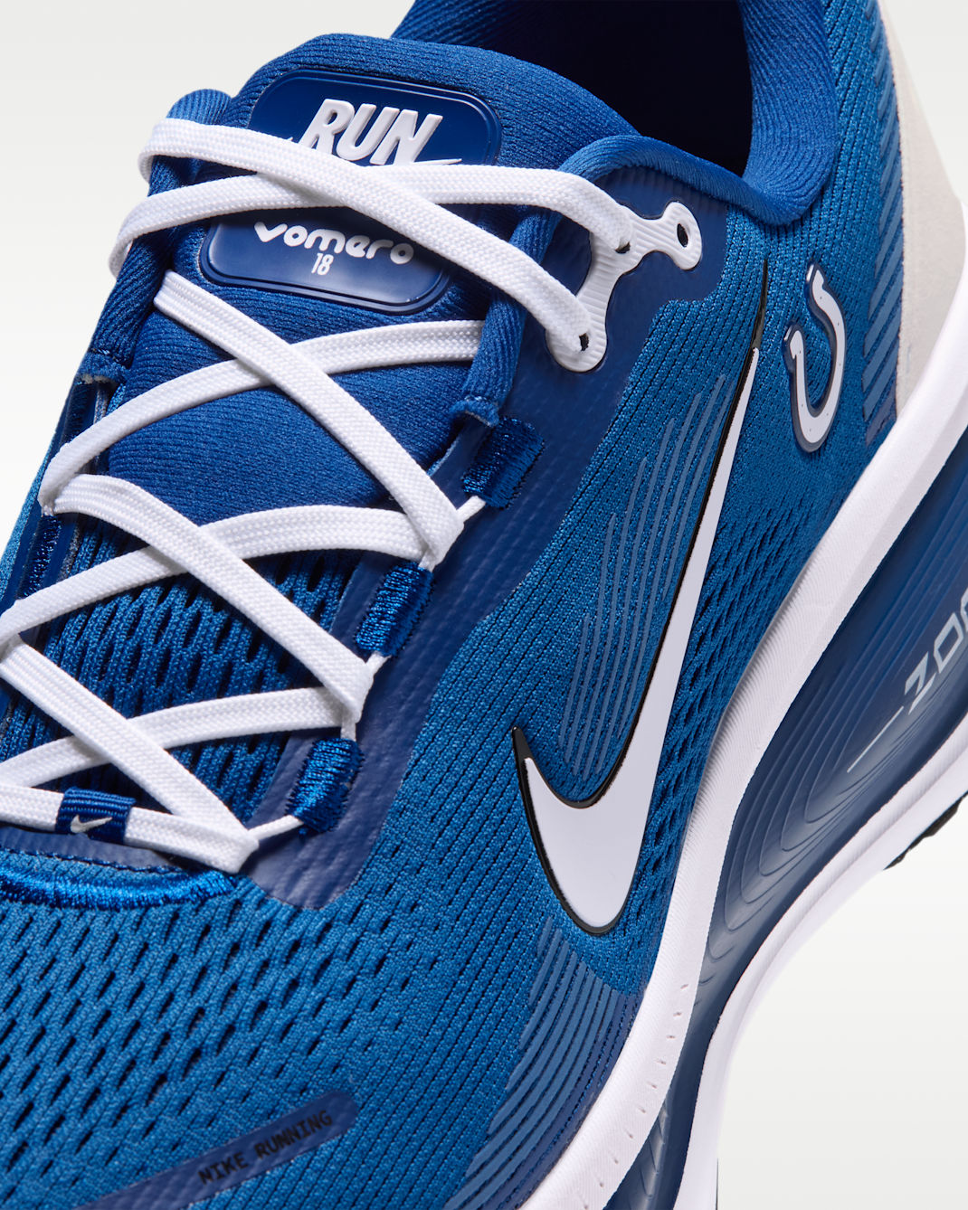 Nike Vomero 18 (Indianapolis Colts) Men's NFL Road Running Shoes