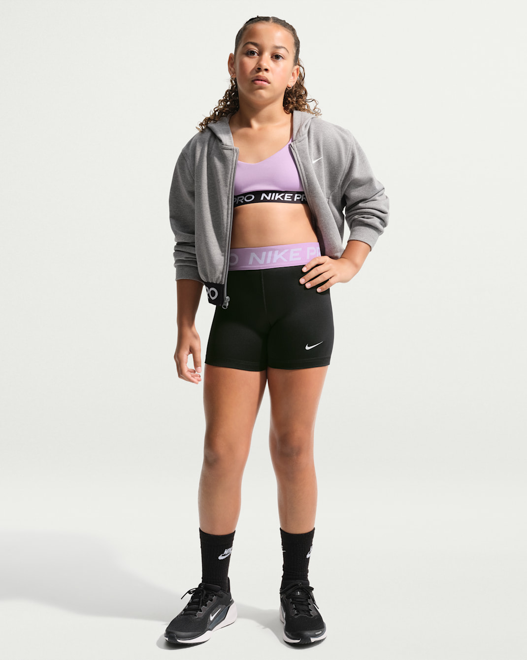 Short Nike Pro pour fille - Noir/Violet Star/Blanc