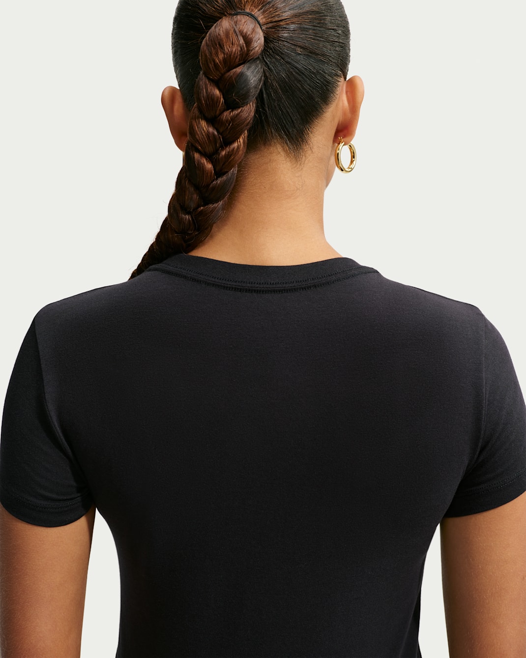 Nike Sportswear Chill Knit Women's Slim Mod-Cropped T-Shirt