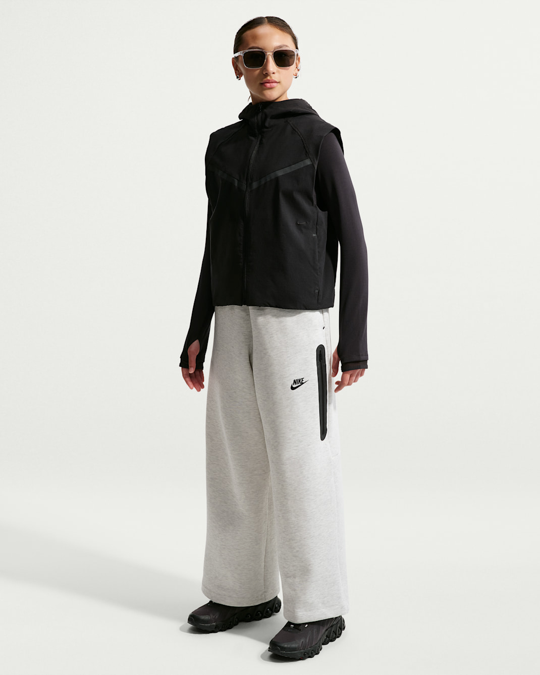 Nike Tech Fleece Big Kids' (Girls') Wide-Leg Pants - Light Grey Heather/Heather/Black