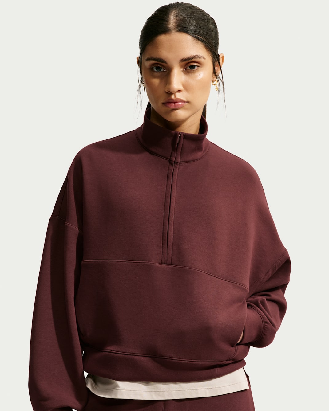 Nike 24.7 ImpossiblySoft Women's Dri-FIT Oversized 1/2-Zip Top - Mystic Dates/Light Boulder