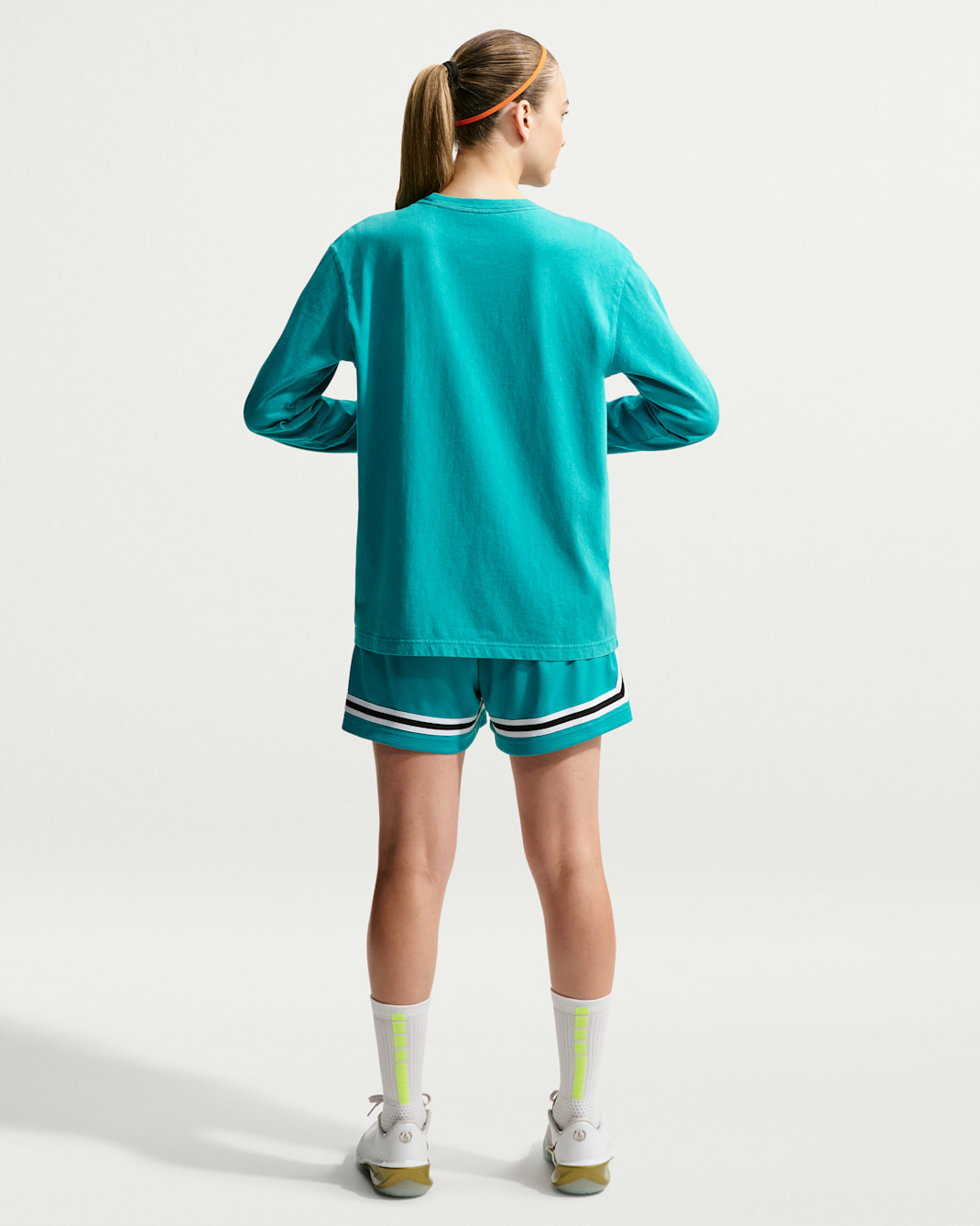 Nike Classic Women's Long-Sleeve Basketball T-Shirt