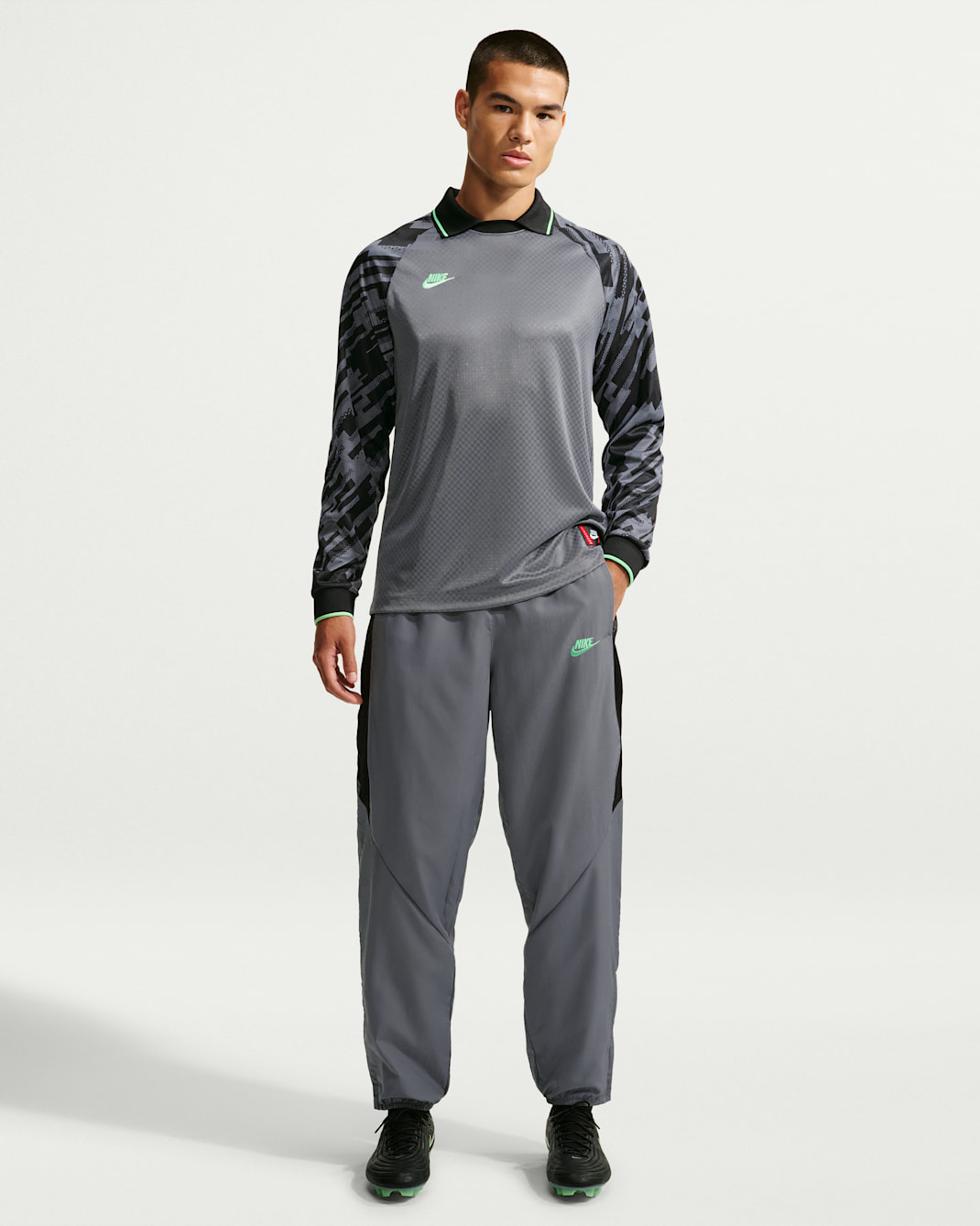 Nike Premier Repel Men's Football Woven Pants - Cool Grey/Black/Black/Illusion Green