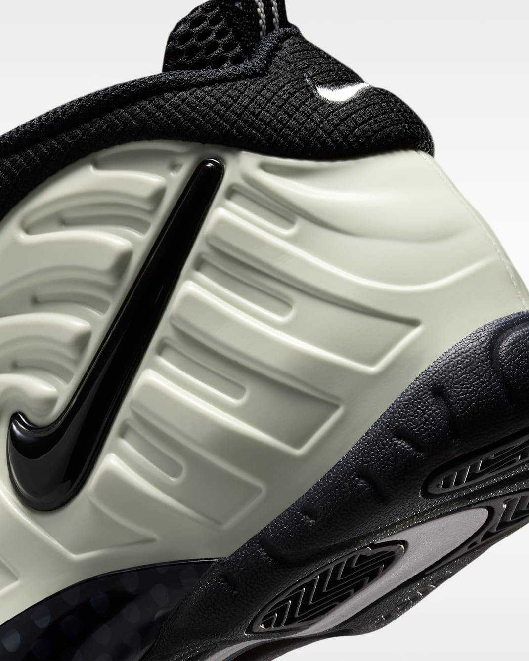 Nike Little Posite Pro Premium Big Kids' Shoes