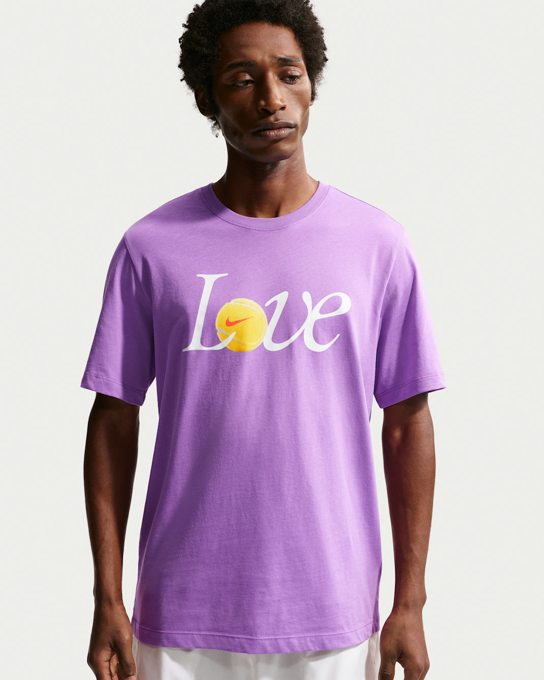 Pánské tenisové tričko NikeCourt - Bright Violet