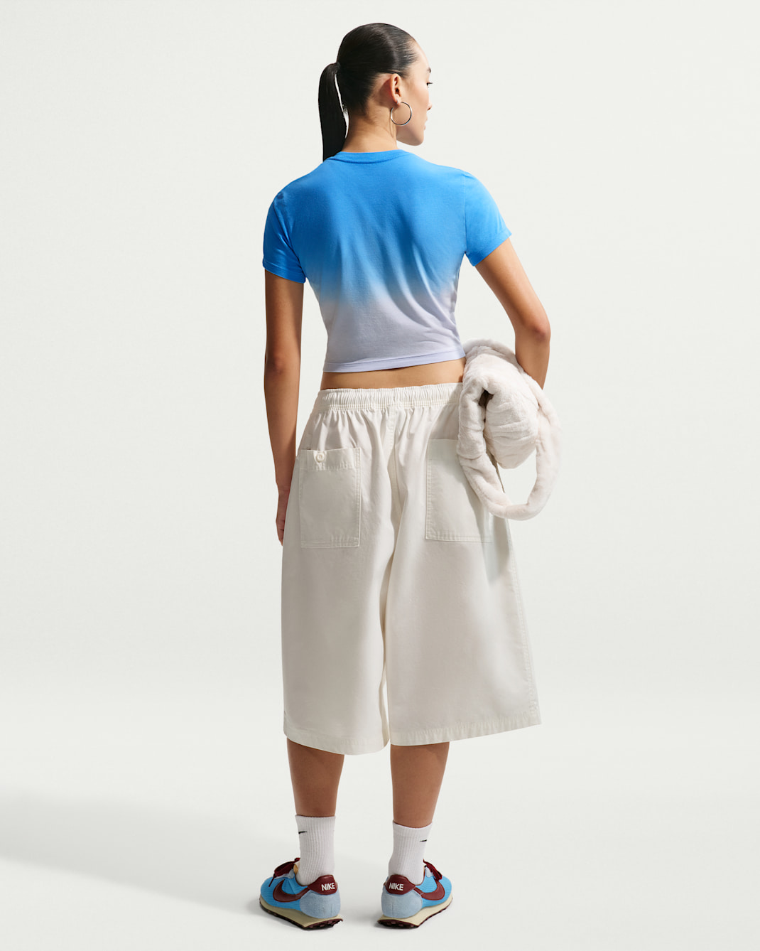 Nike Sportswear Chill Knit Women's Slim Cropped T-Shirt
