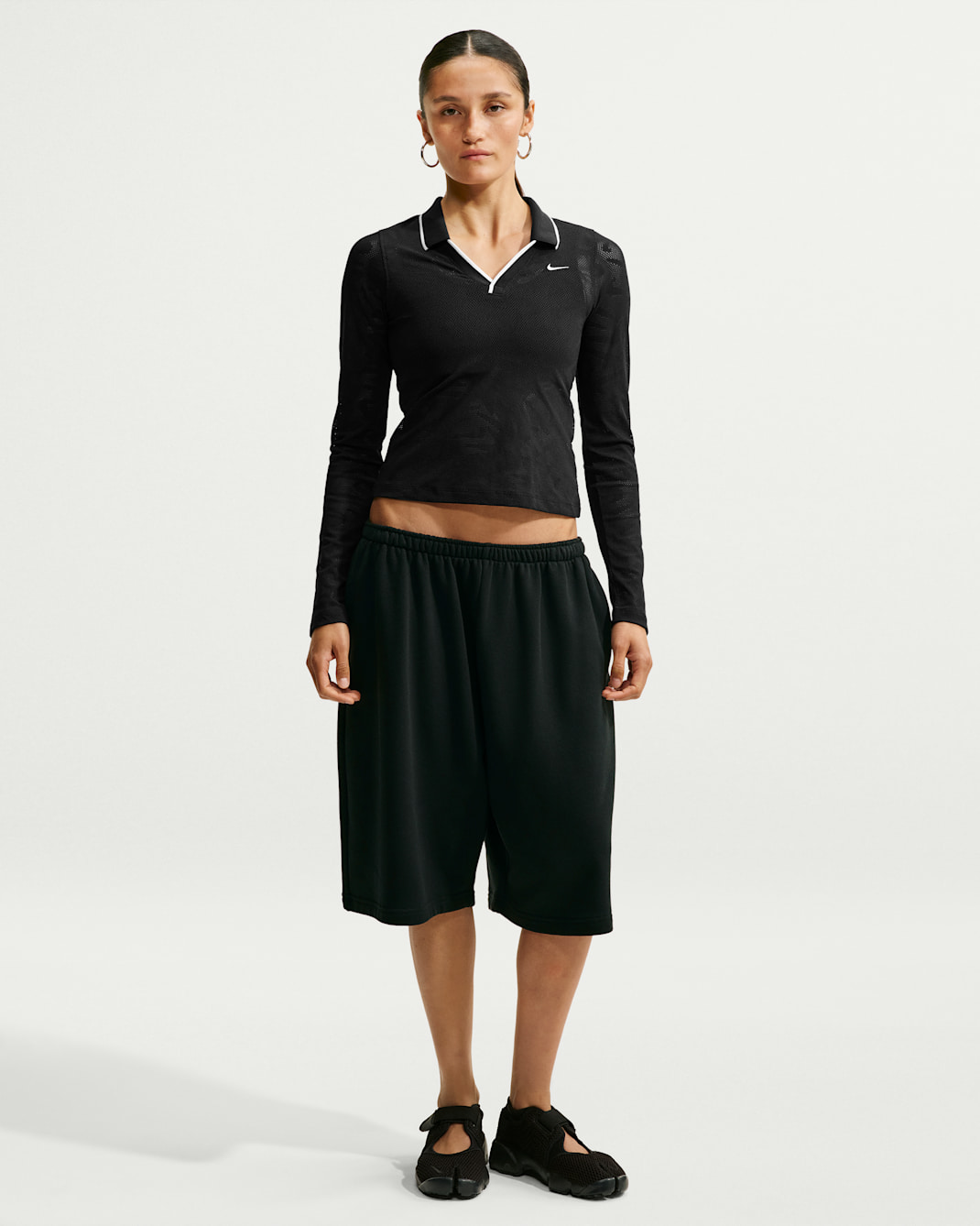 Nike Sportswear Chill Knit Women's Tight Mod-Cropped Long-Sleeve Lace Top
