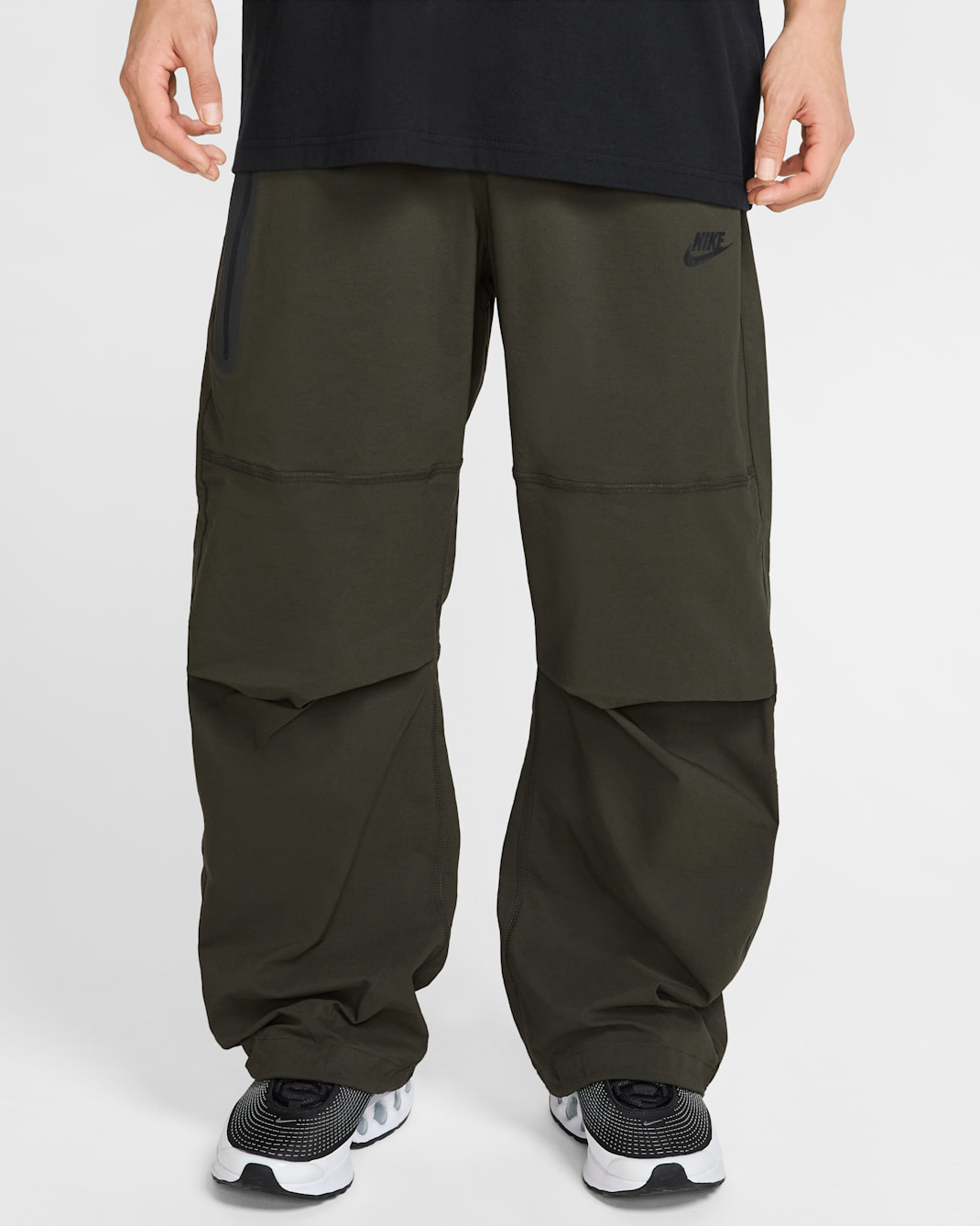Nike Tech 男款梭織直筒長褲 - Sequoia/Sequoia/黑色