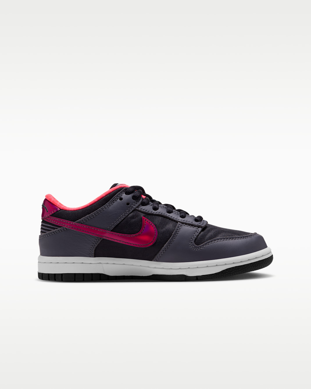 Dunk Low Protro "Black and Hot Punch" Big Kids' Shoes