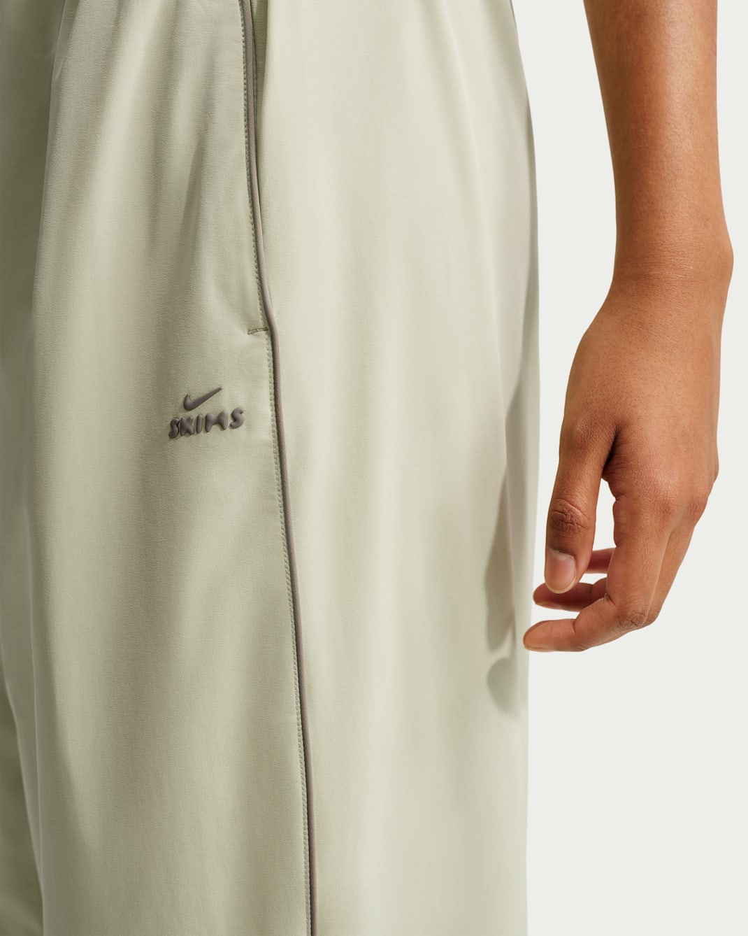 NikeSKIMS Stretch Nylon Women's Oversized Pants