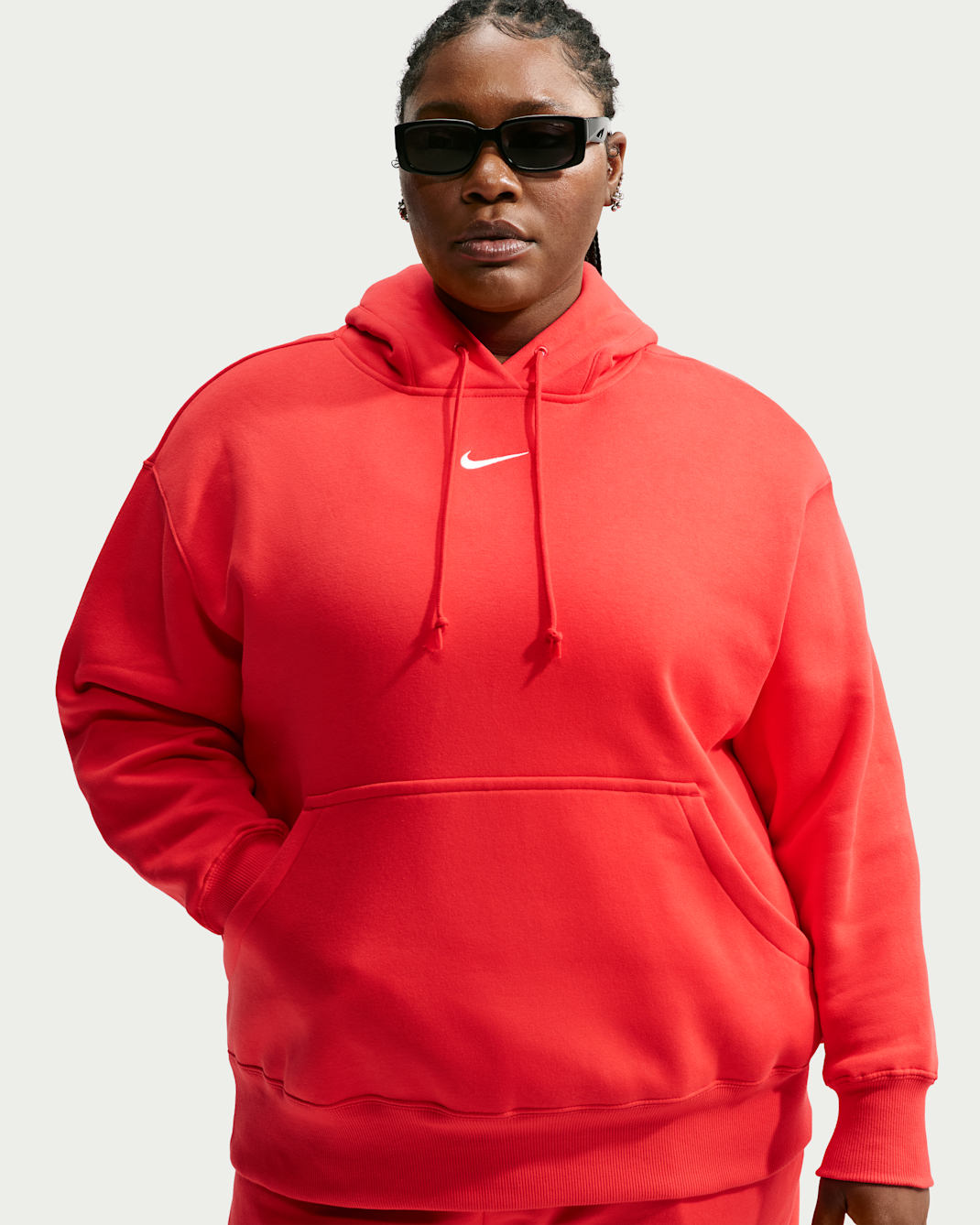 Sudadera con gorro sin cierre oversized de tejido Fleece para mujer Nike Sportswear Phoenix (talla grande) - Carmesí claro/Vela