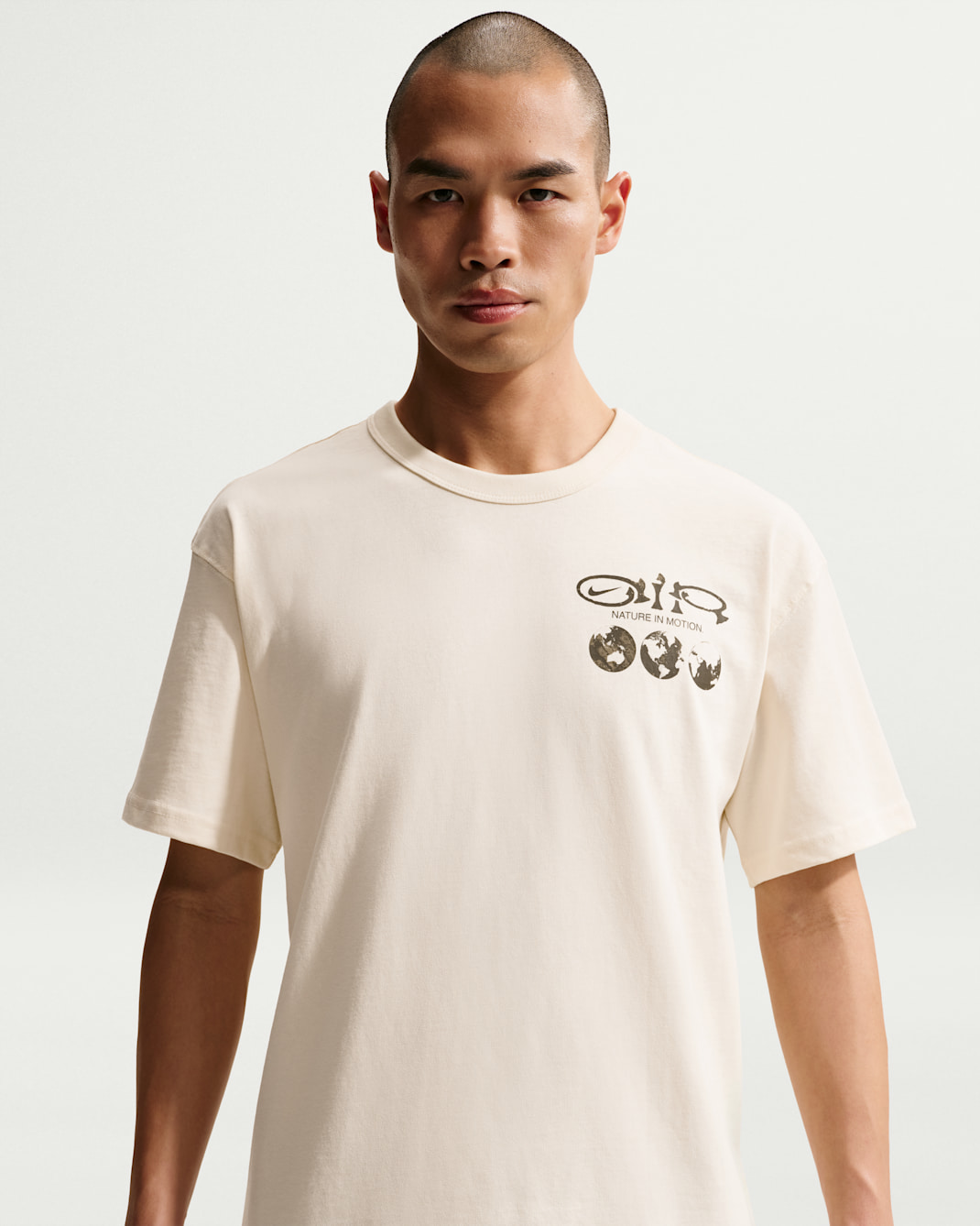 나이키 스포츠웨어 프리미엄 에센셜 티셔츠 - 코코넛 밀크
