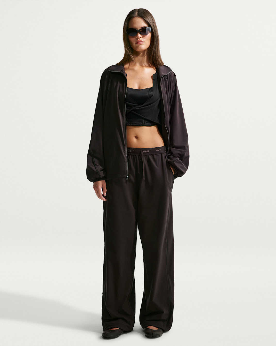 NikeSKIMS Stretch Nylon Women's Oversized Trousers - NSKM Dark Roast
