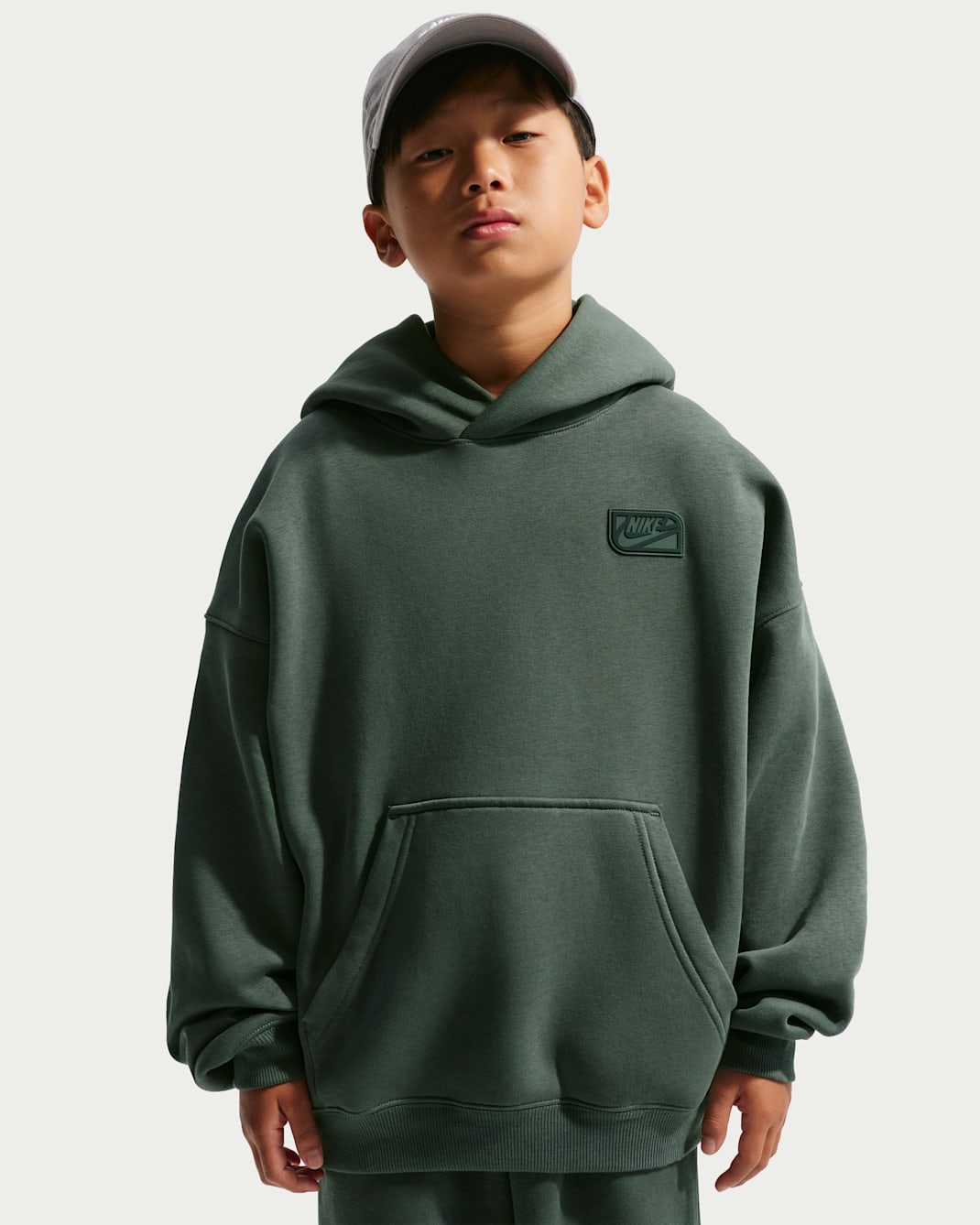 Nike Sportswear Club Fleece Big Kids' Oversized Fleece Hoodie - Camo Green/Black Spruce