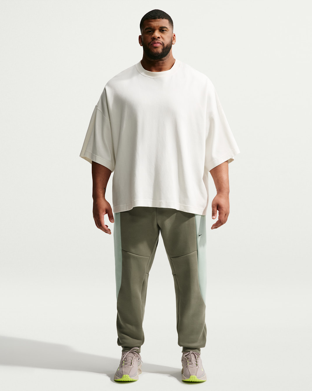 Nike Tech Men's Fleece Color-Block Joggers