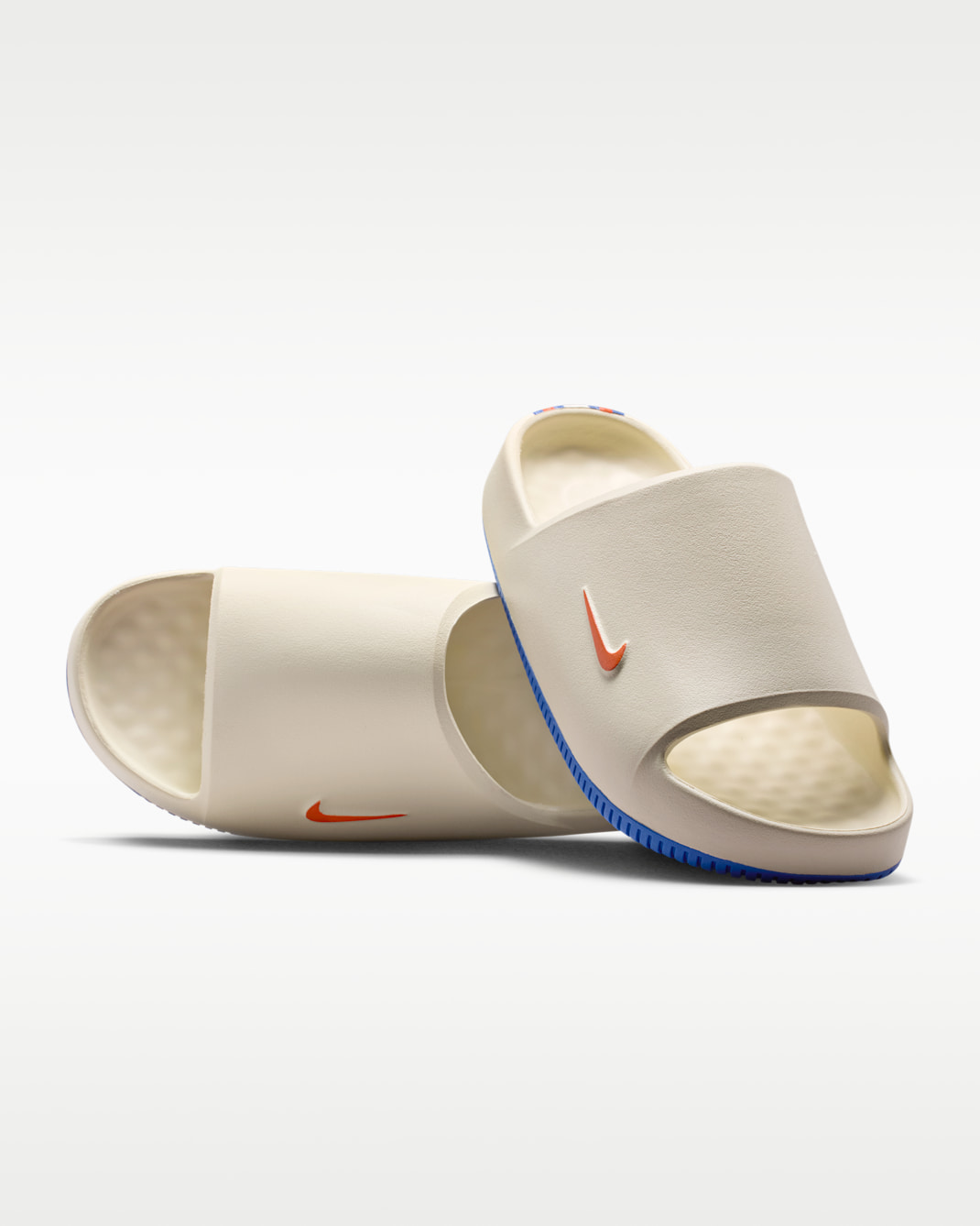 Chanclas universitarias para hombre Nike Calm (Florida) - Vela/Vela/Naranja universitario