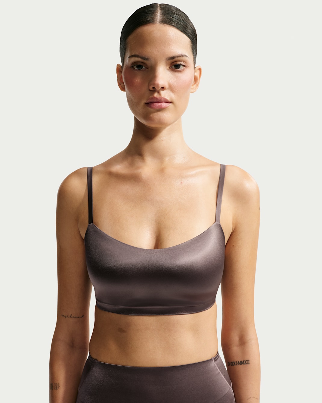 NikeSKIMS Satin Shine Cami-BH mit U-Ausschnitt - NSKM Resin
