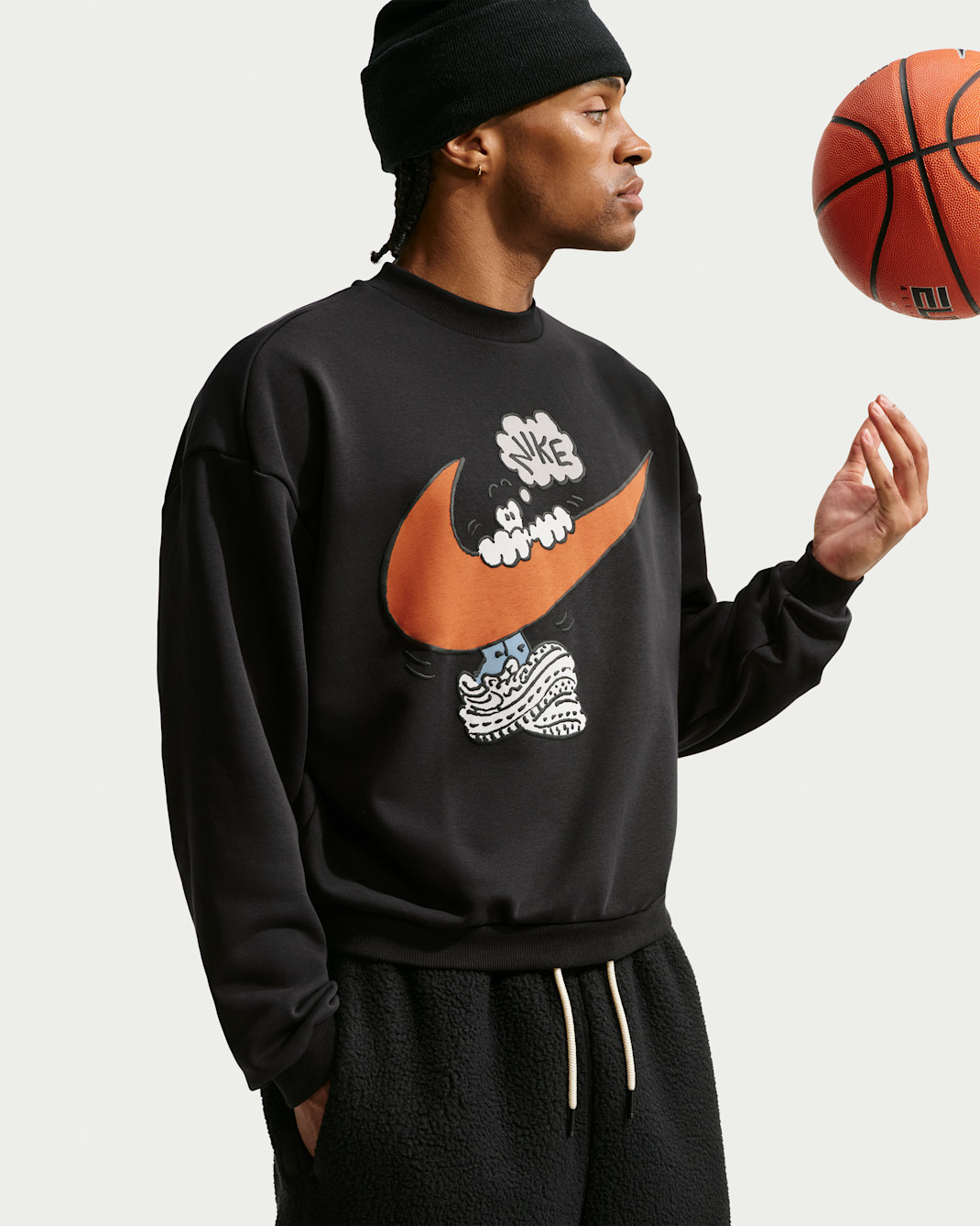Nike Standard Issue Men's French Terry Basketball Crew - Black