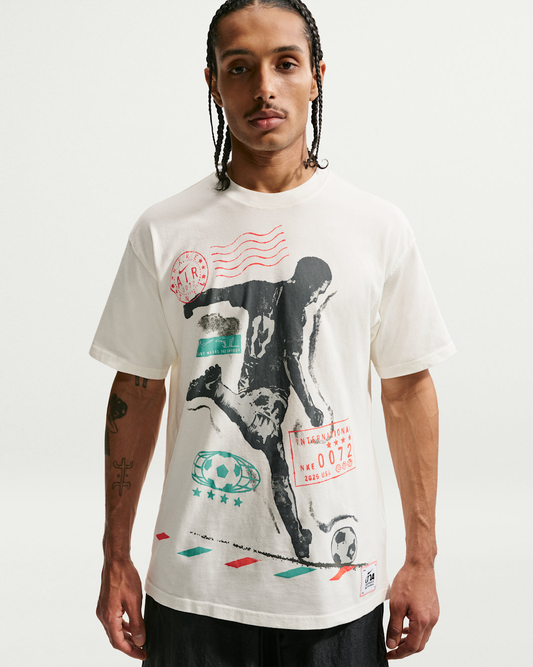 Nike Sportswear Men's T-Shirt - Sail