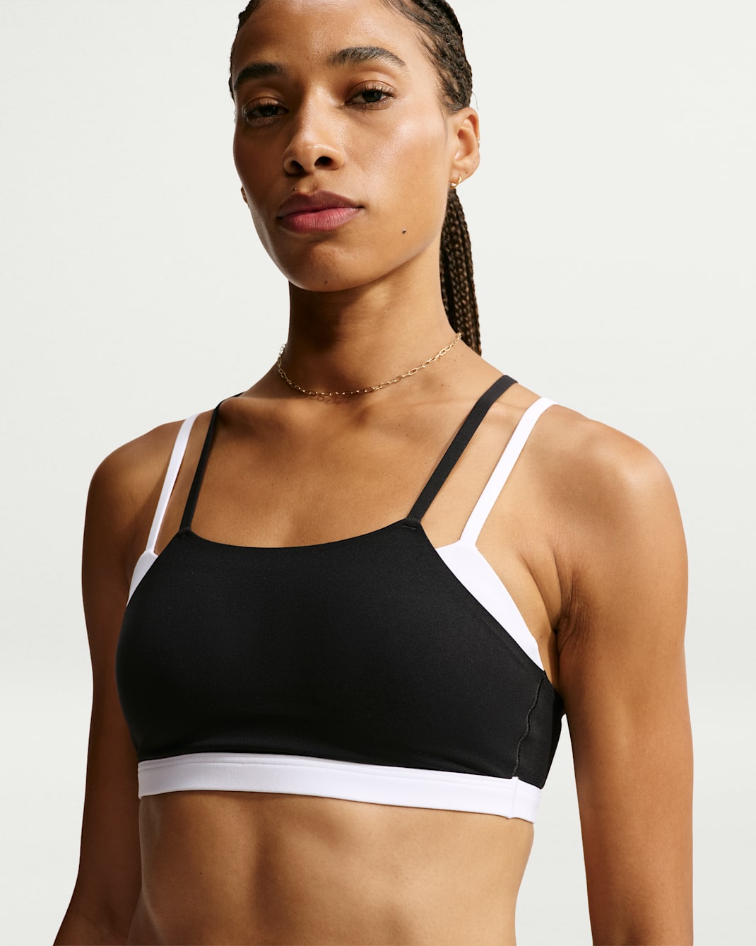 Nike Zenvy-sports-bh med indlæg og let støtte til kvinder - sort/hvid/Cool Grey