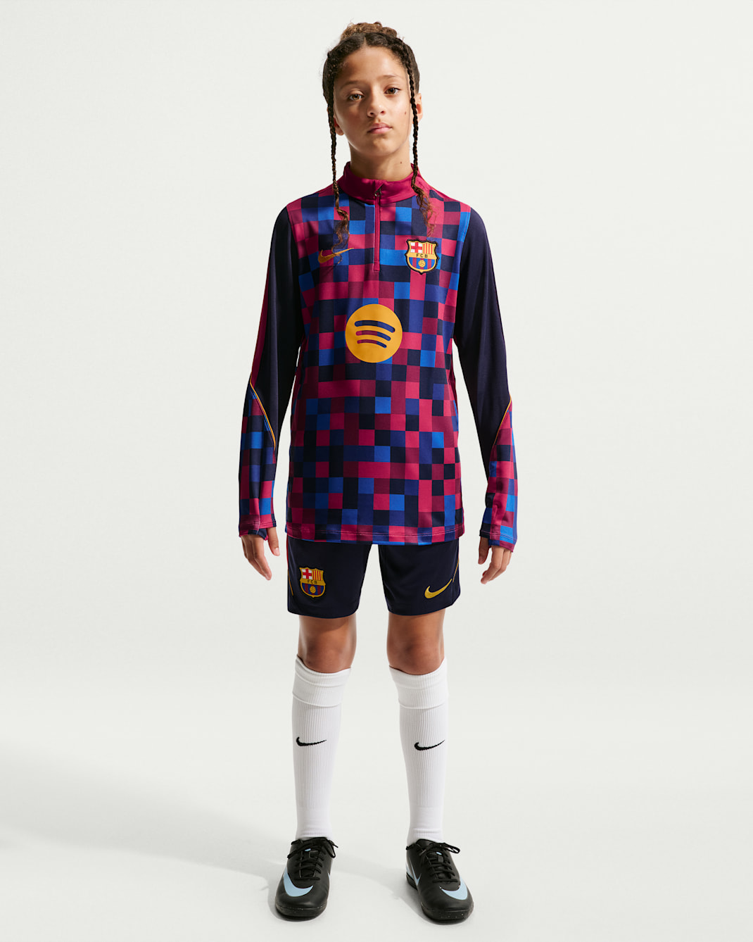 FC Barcelona Strike Home Big Kids' Nike Dri-FIT Soccer Pre-Match Knit Drill Top