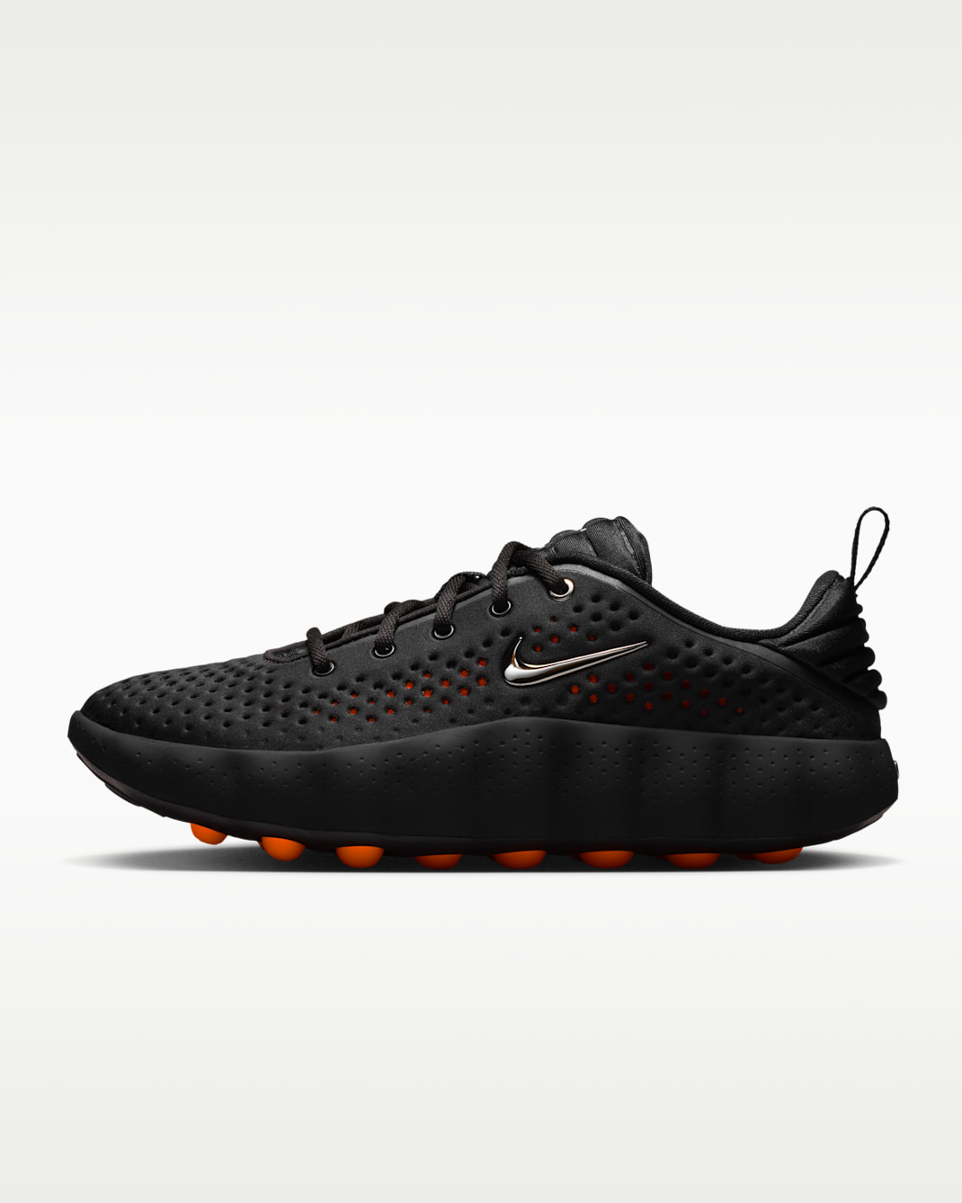 Nike Mind 002 Women's Shoes - Black/Hyper Crimson/Hyper Crimson/Chrome