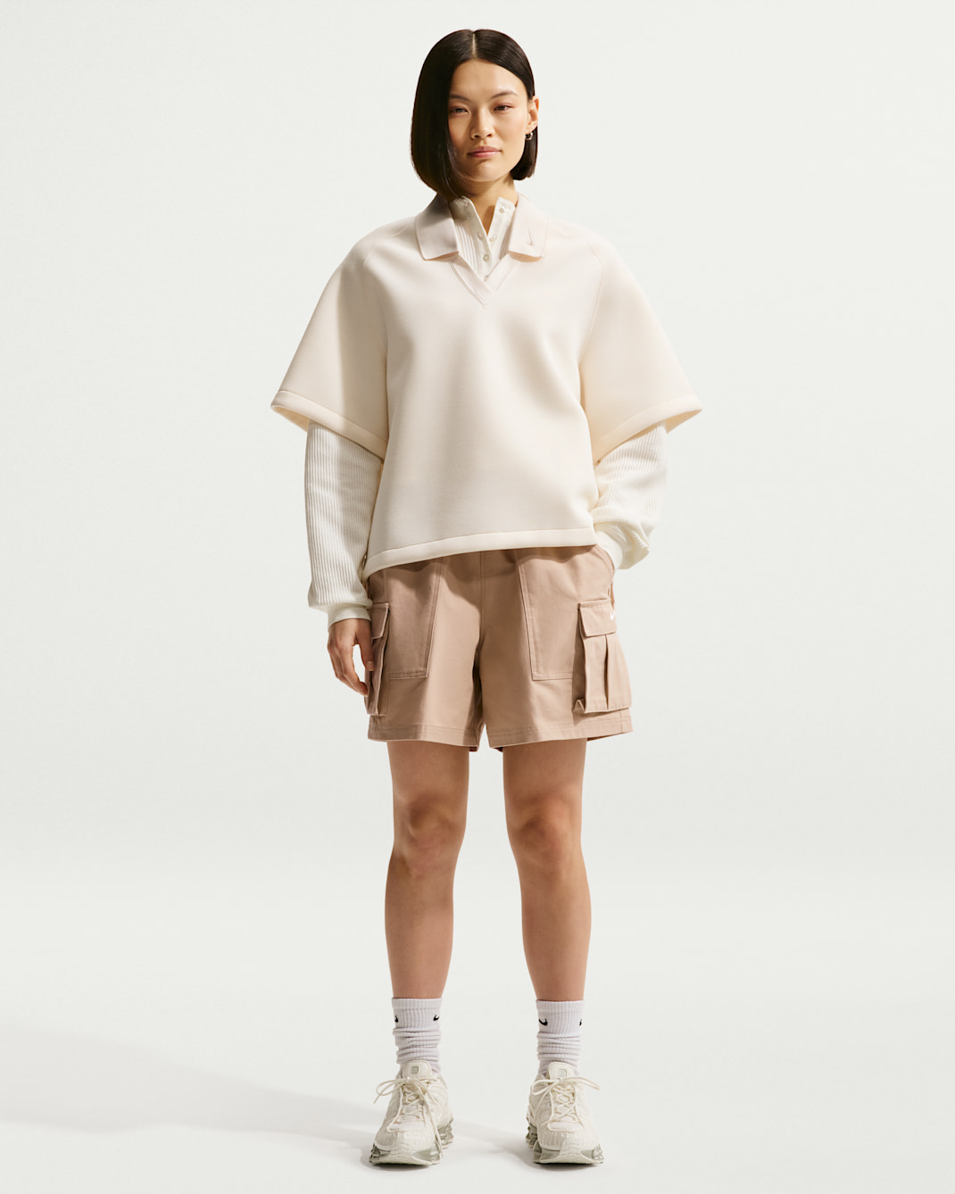 Nike Sportswear Women's Mid-Rise Loose 5" Cargo Shorts - Linen/Sail