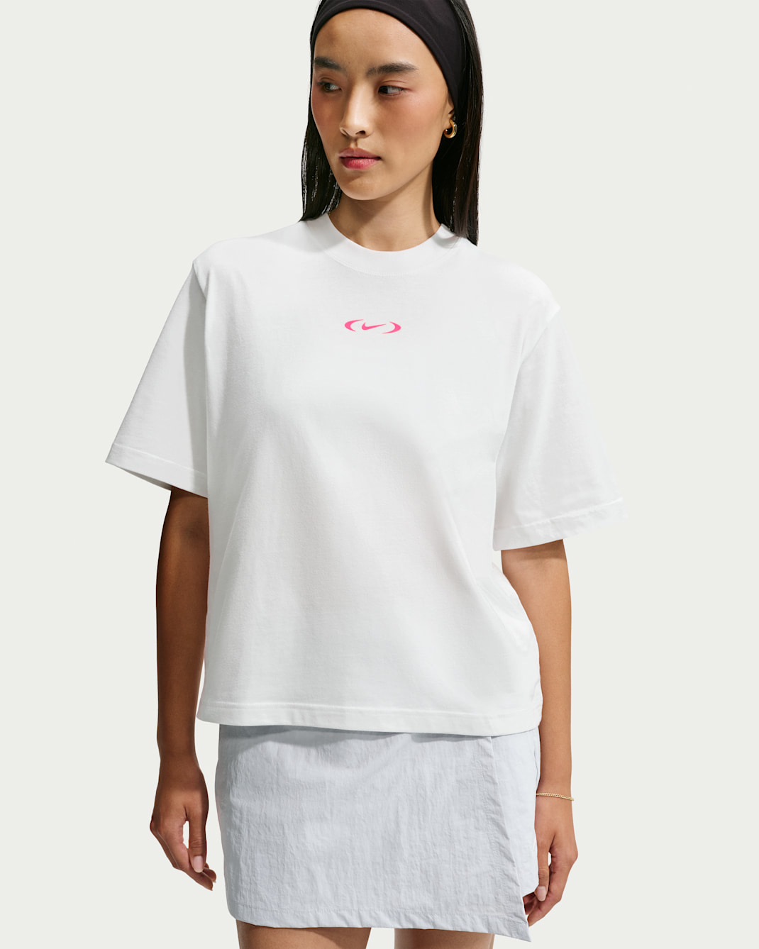 Nike Sportswear Classic Women's Loose T-Shirt - Summit White
