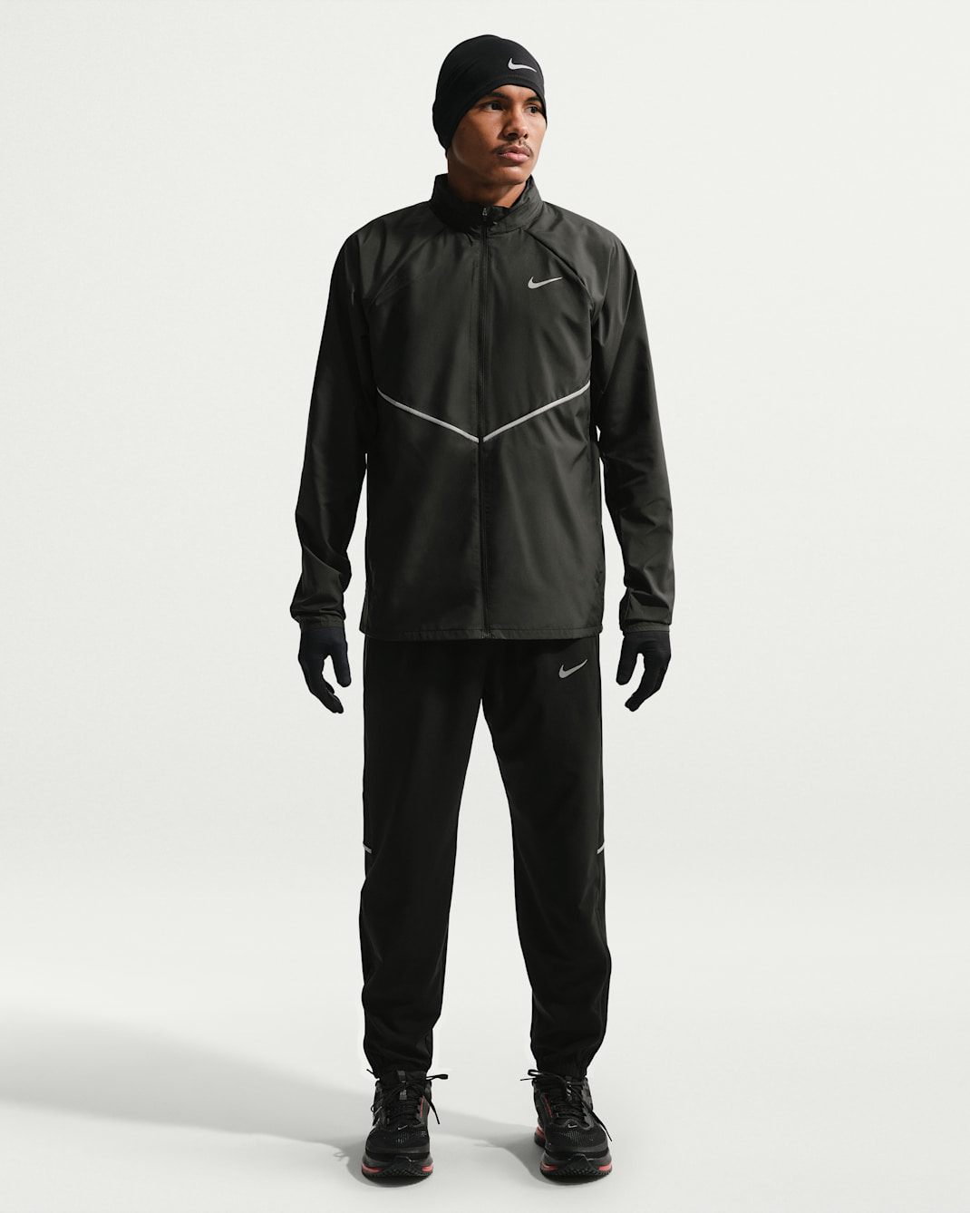Nike Miler Men's Repel UV Protection Running Jacket